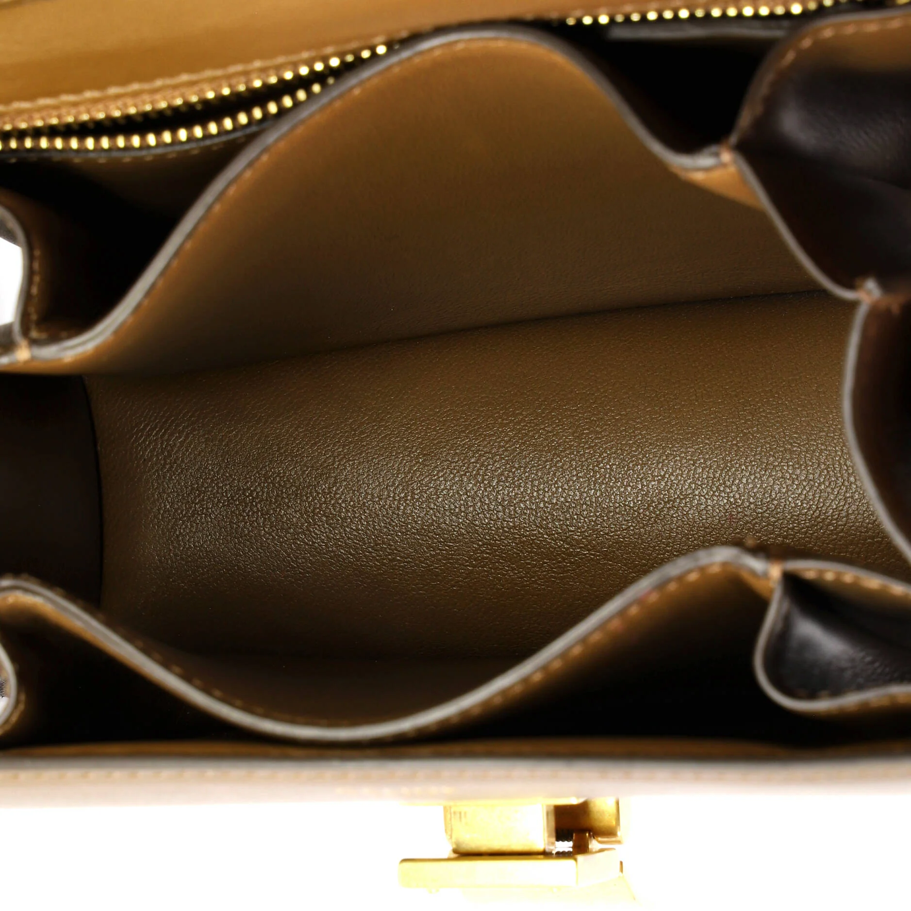 Classic Box Bag Smooth Leather Small - Image 5
