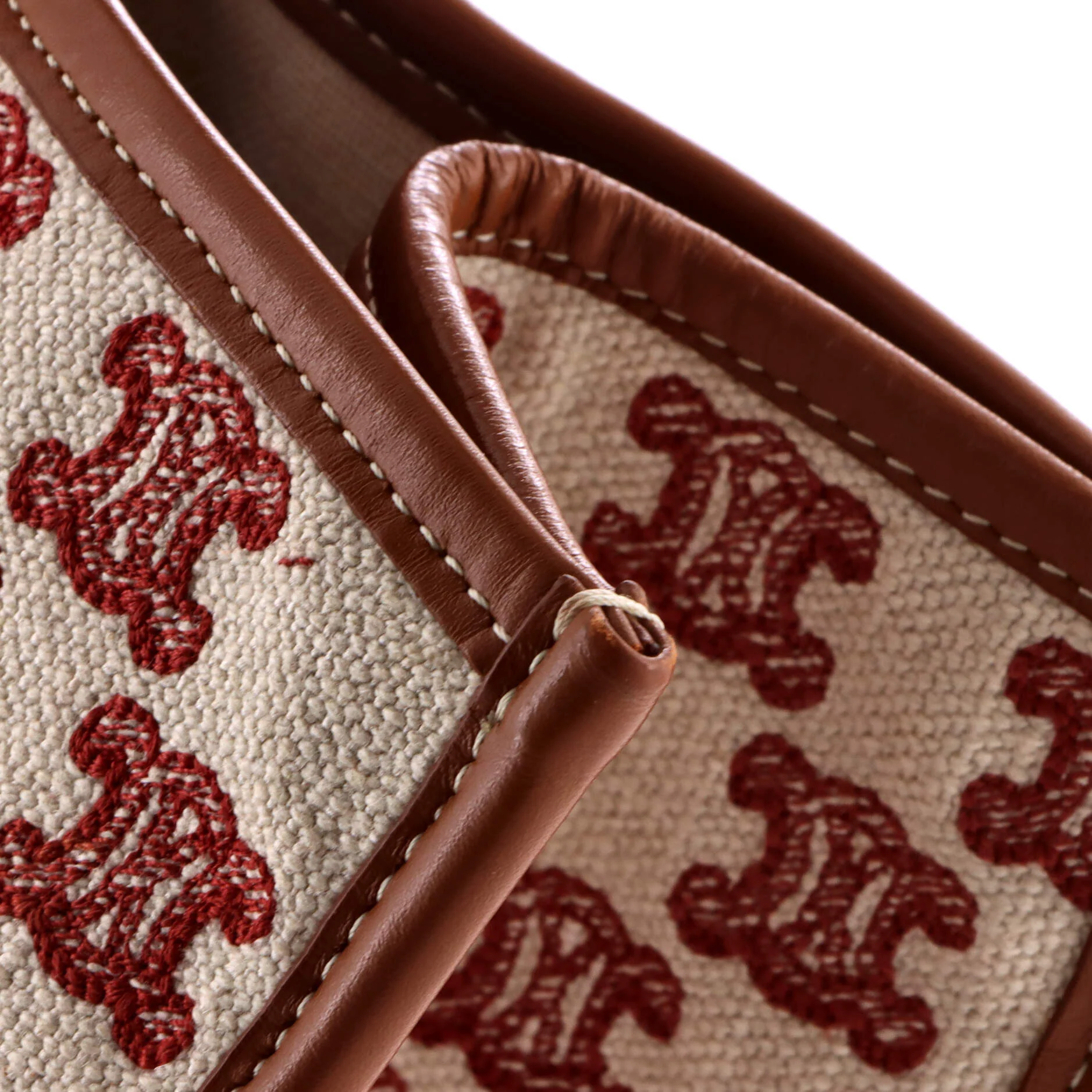 Horizontal Cabas Tote Triomphe Canvas - Image 7
