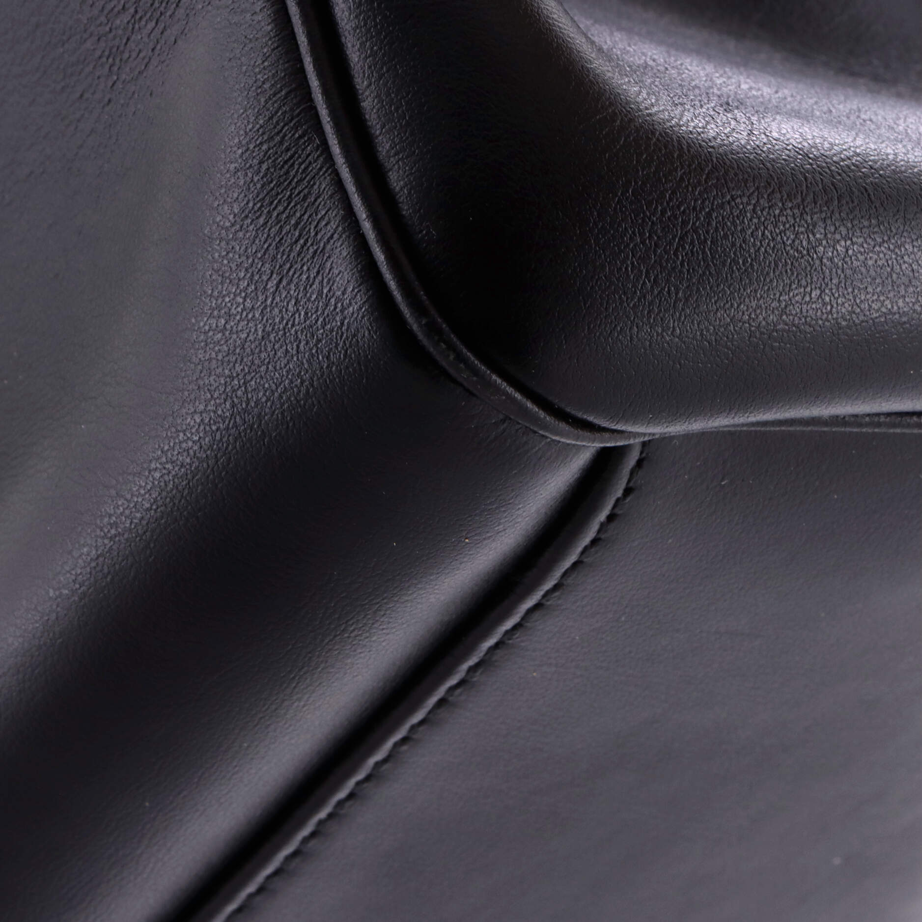 Soft 16 Bag Smooth Calfskin Large - Image 7