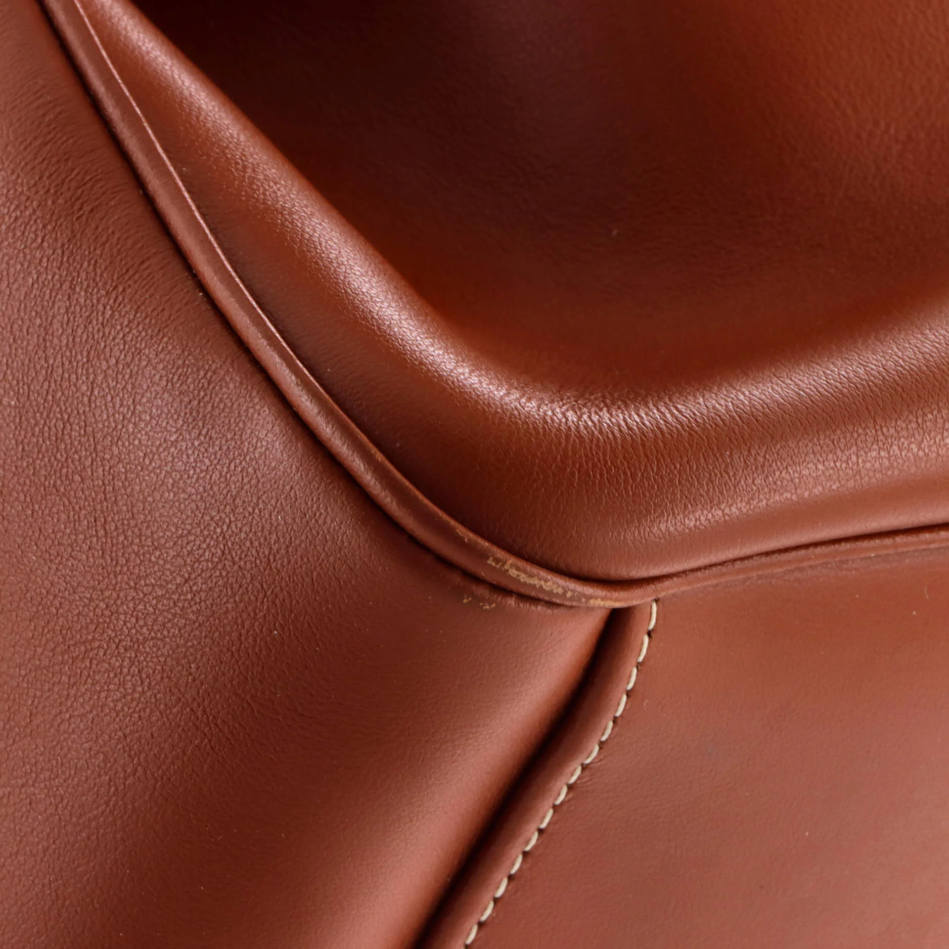 Soft 16 Bag Smooth Calfskin Large - Image 6