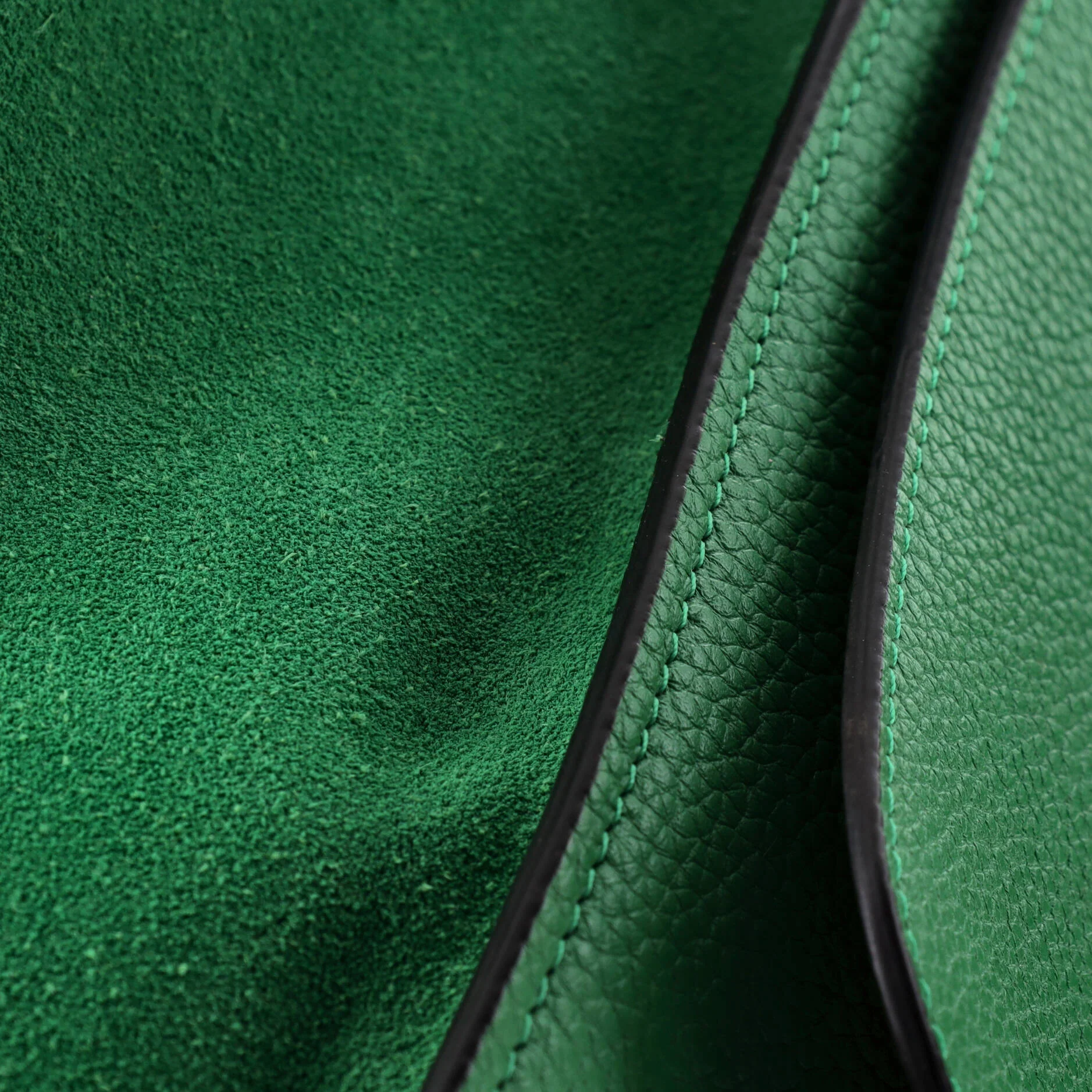 Trapeze Bag Leather Small - Image 6