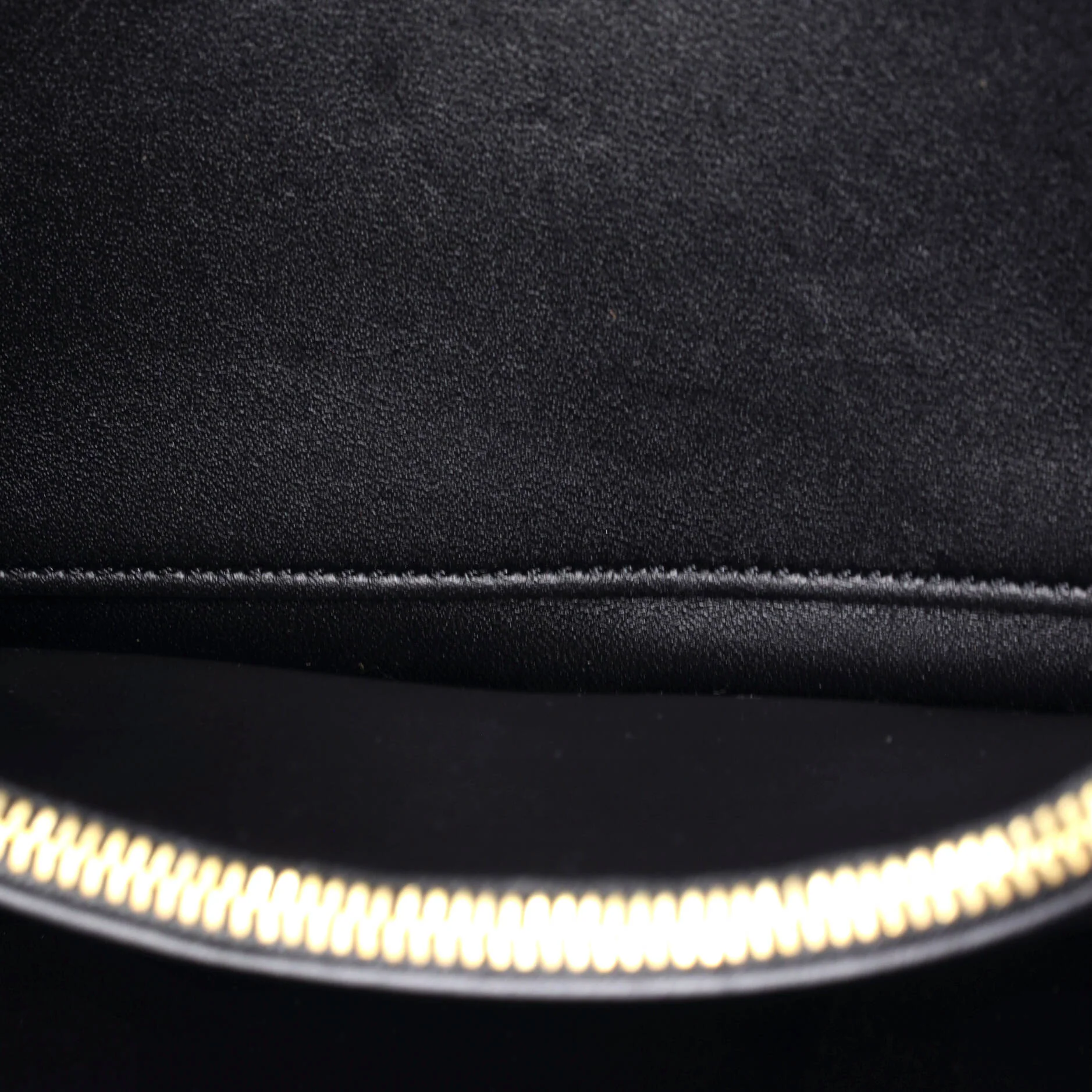 Trapeze Triomphe Shoulder Bag Smooth Calfskin - Image 5