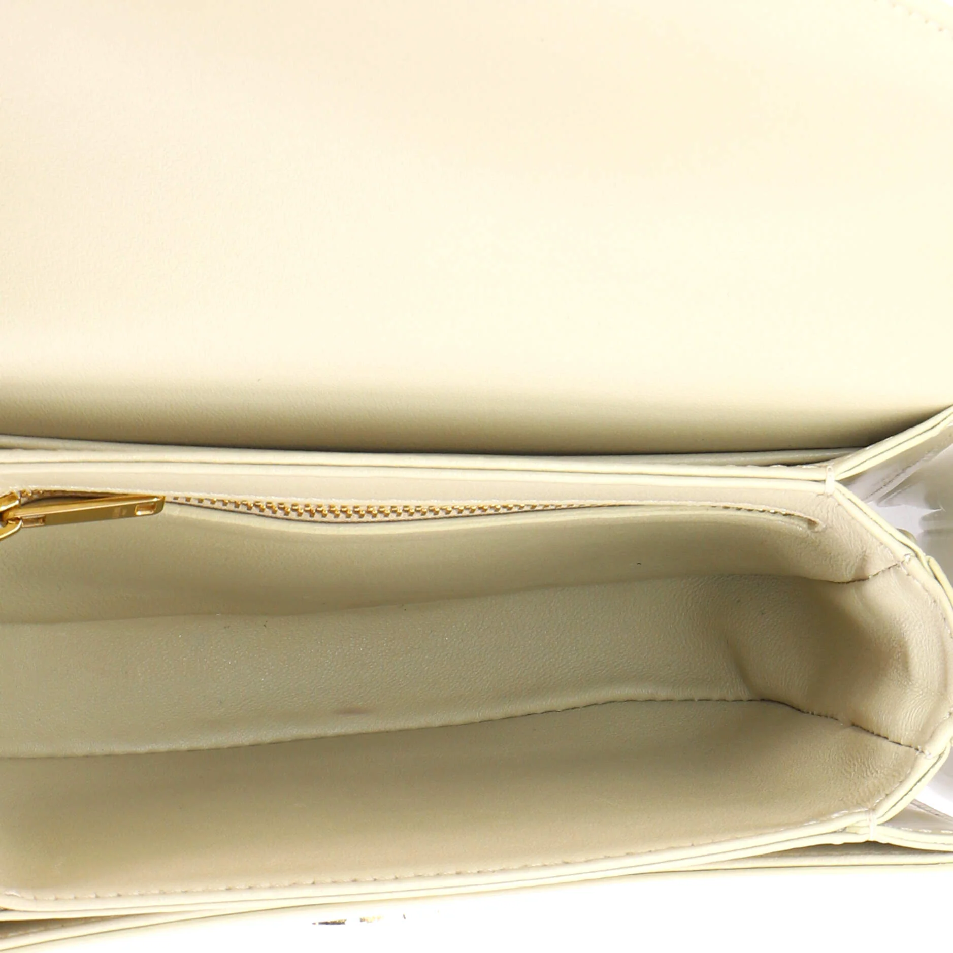 Triomphe Besace Clea Chain Flap Bag Leather - Image 5