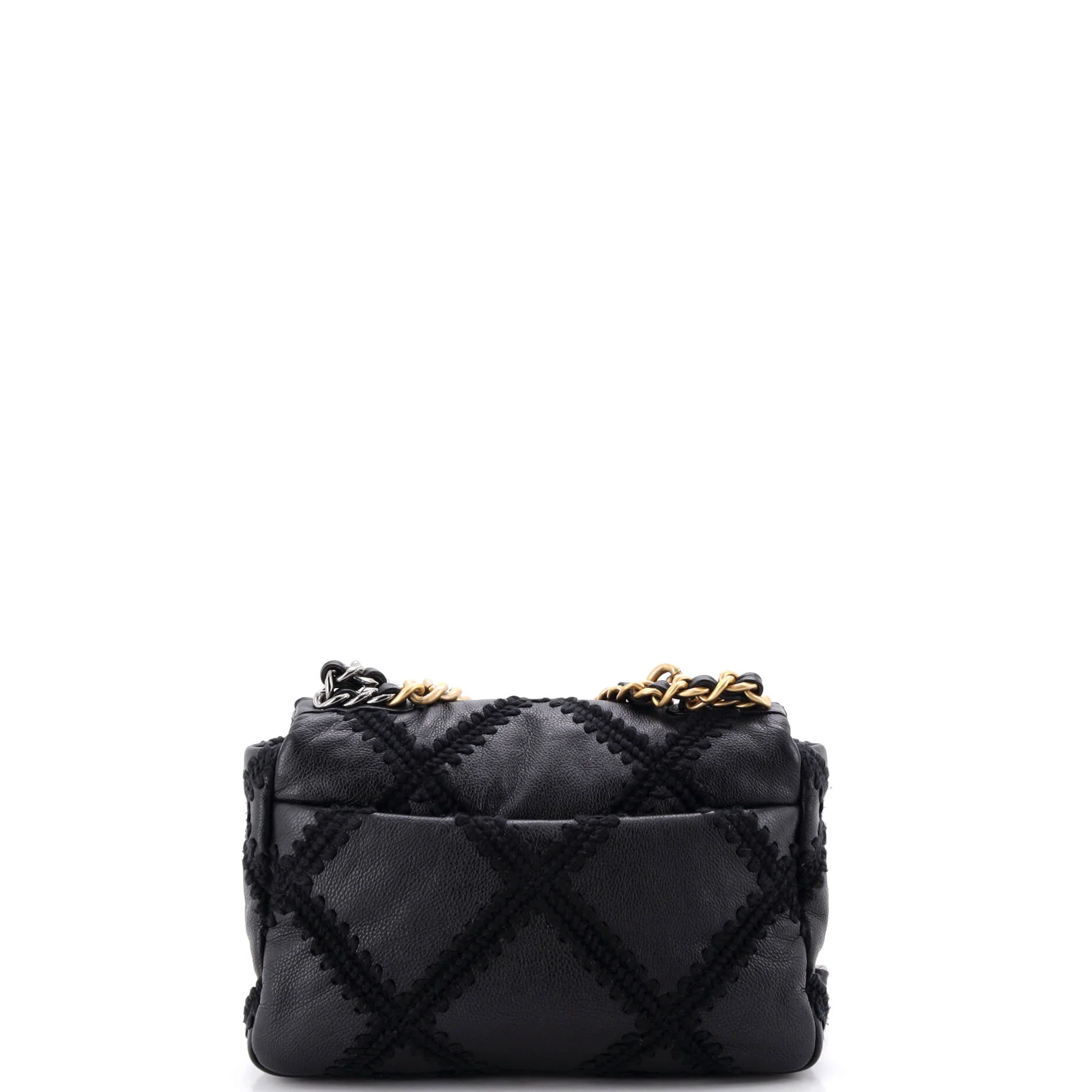 19 Flap Bag Crochet Quilted Calfskin Medium - Image 3