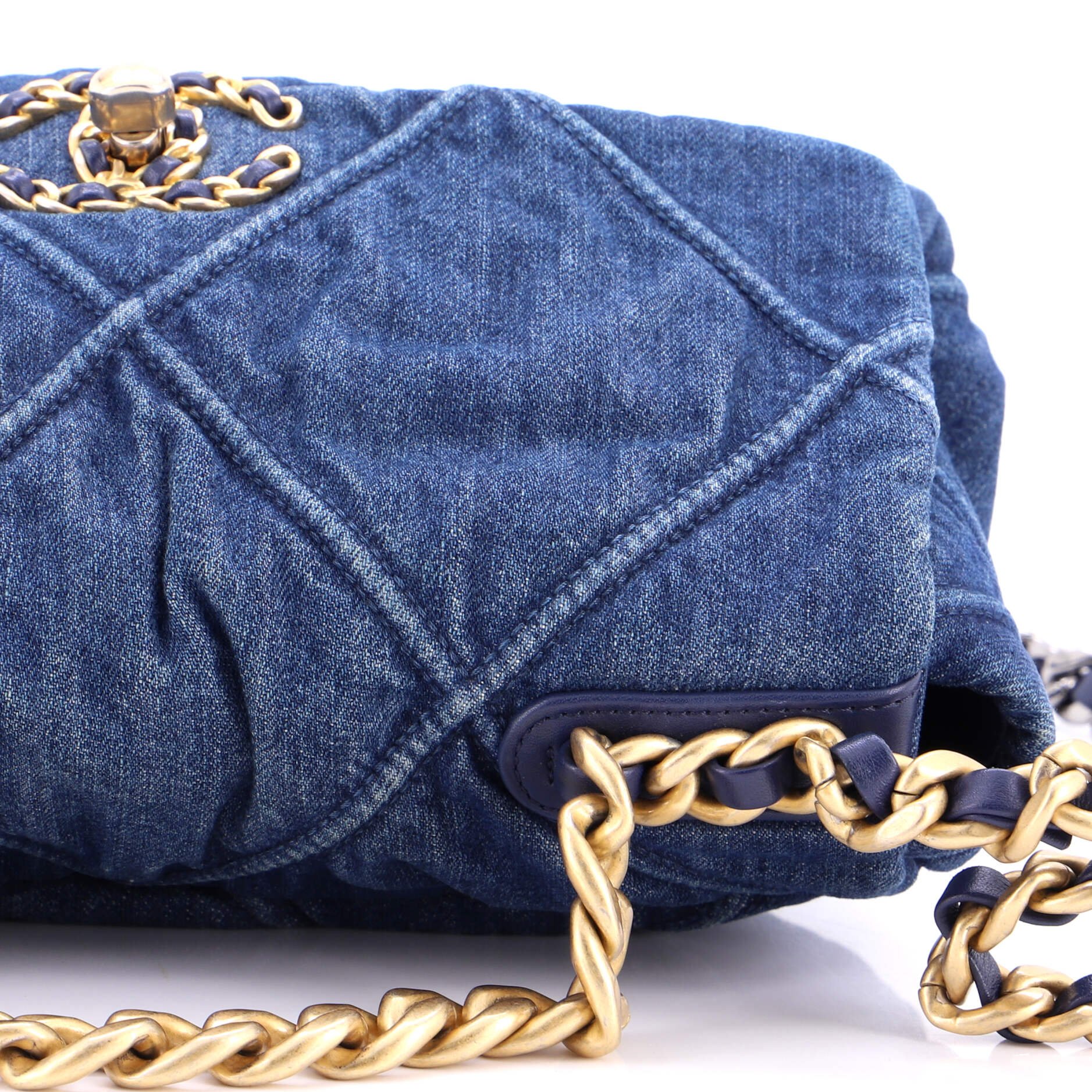 19 Flap Bag Quilted Denim Medium - Image 7