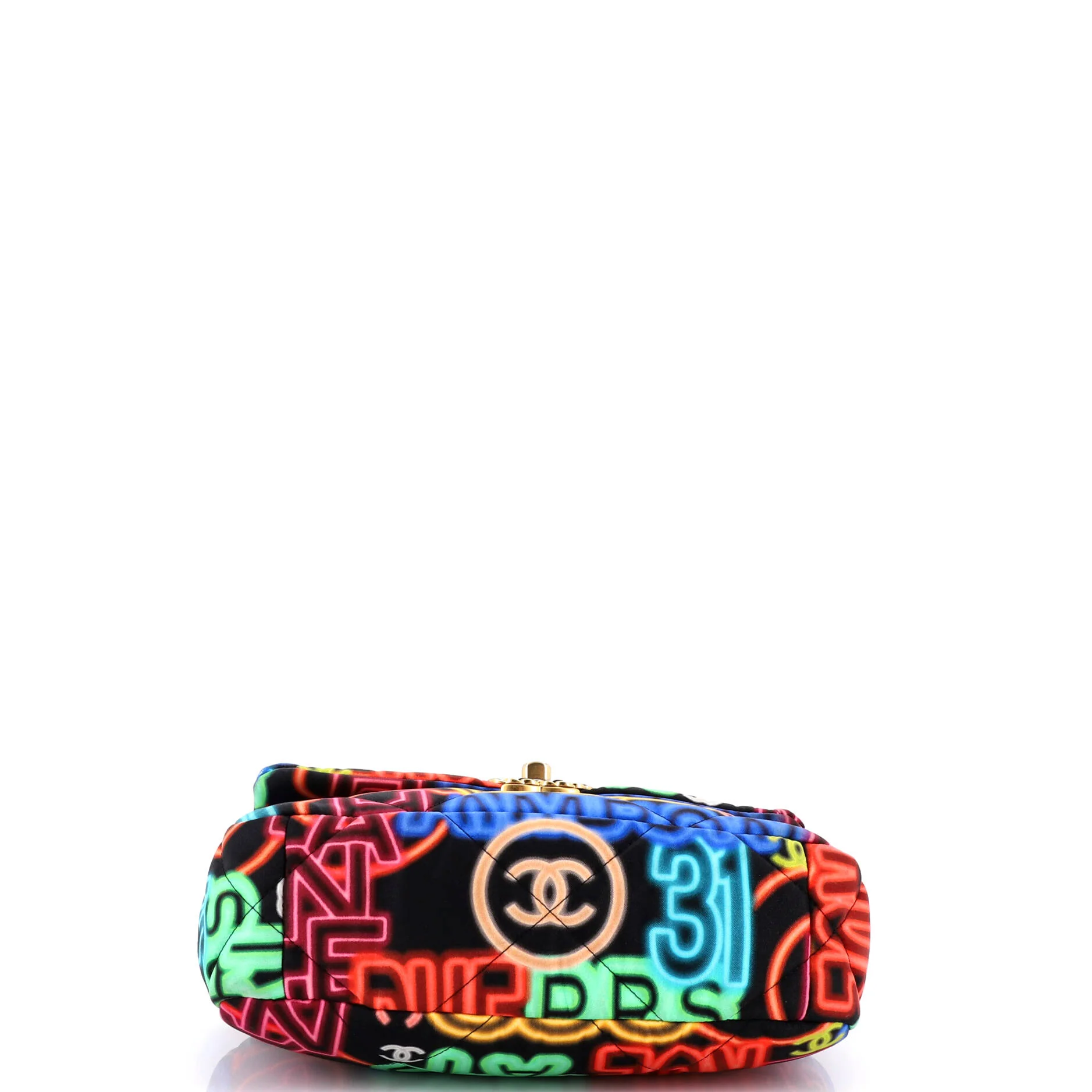 19 Flap Bag Quilted Graffiti Print Fabric Medium - Image 4