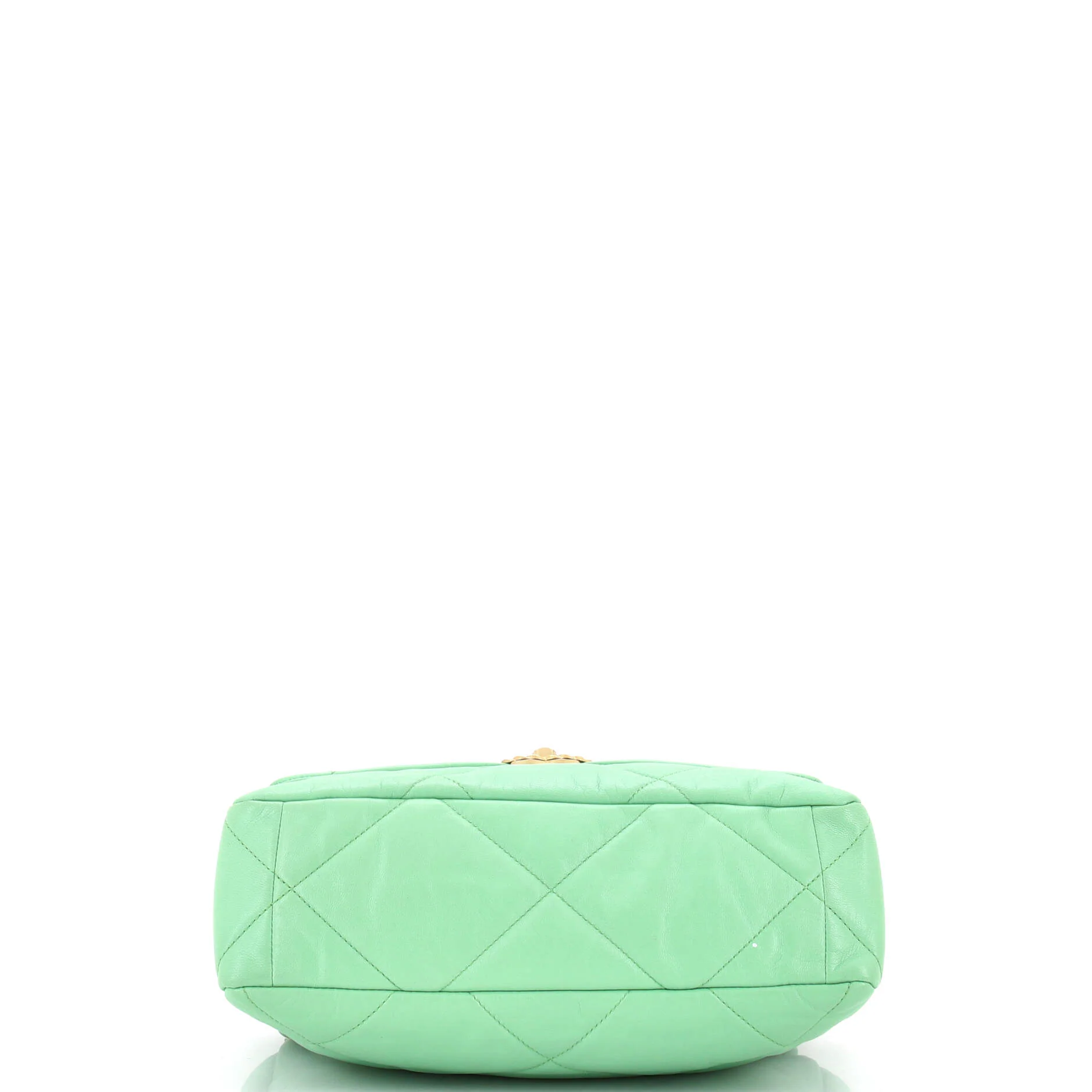 19 Flap Bag Quilted Leather Large - Image 4