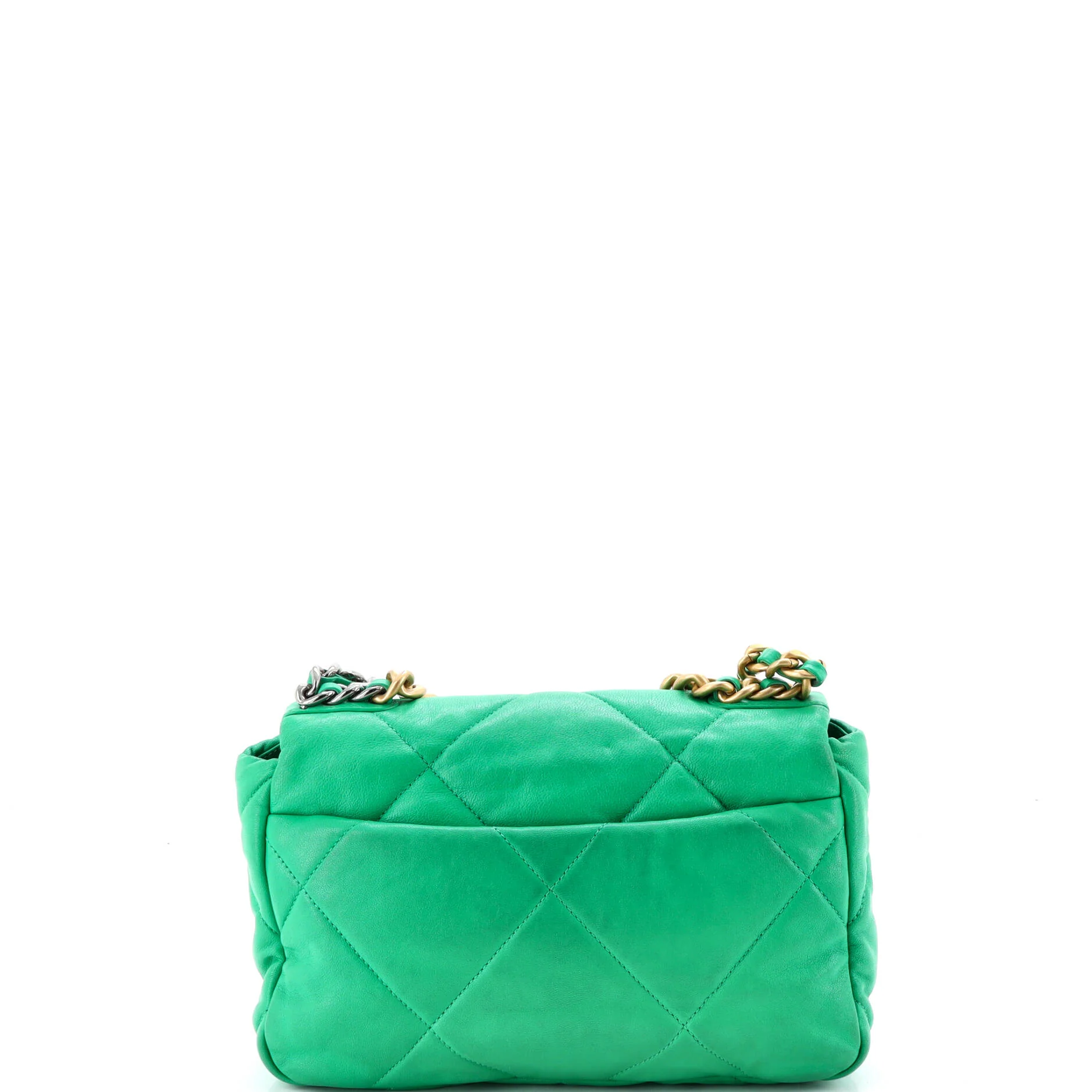 19 Flap Bag Quilted Leather Medium - Image 4