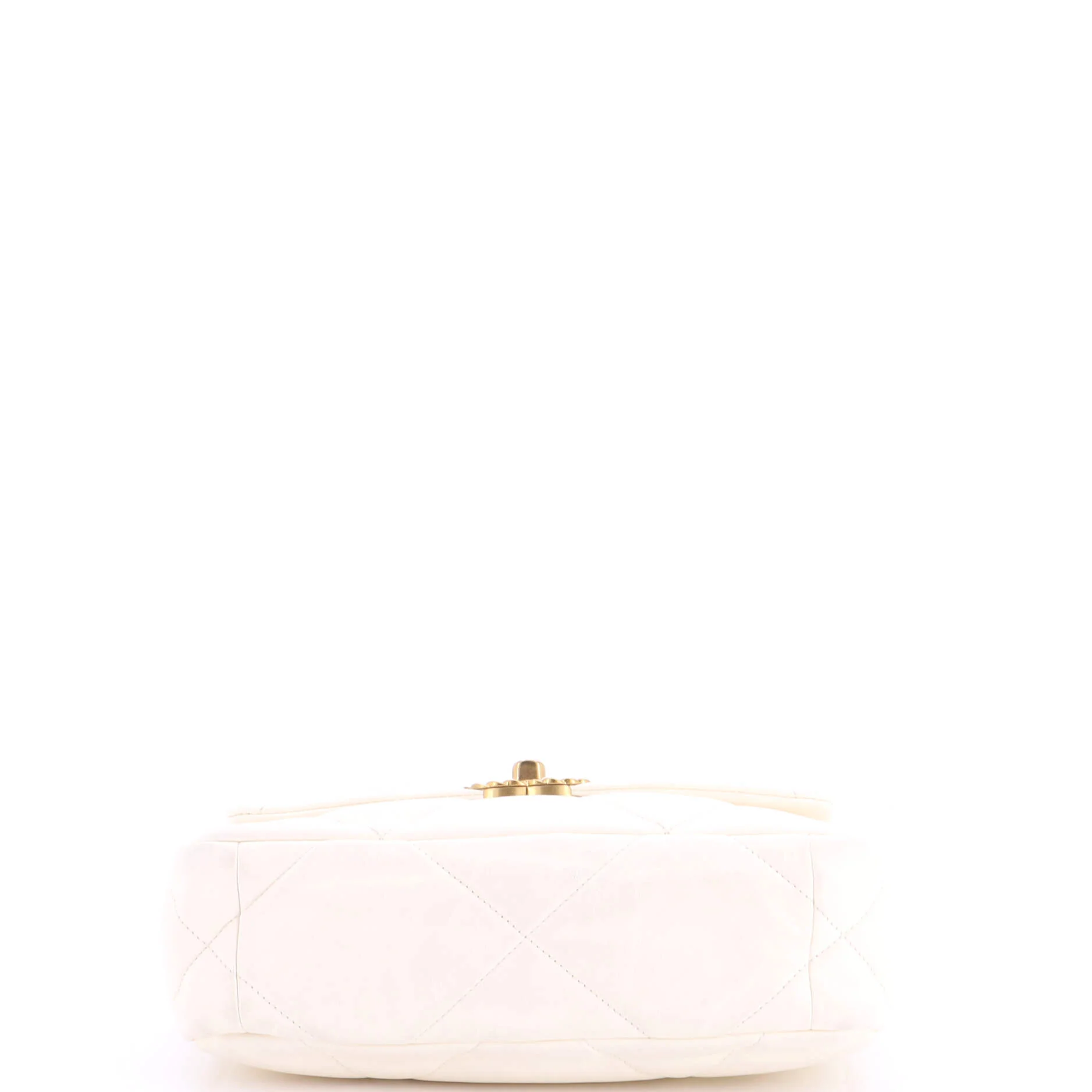 19 Flap Bag Quilted Leather Medium - Image 4