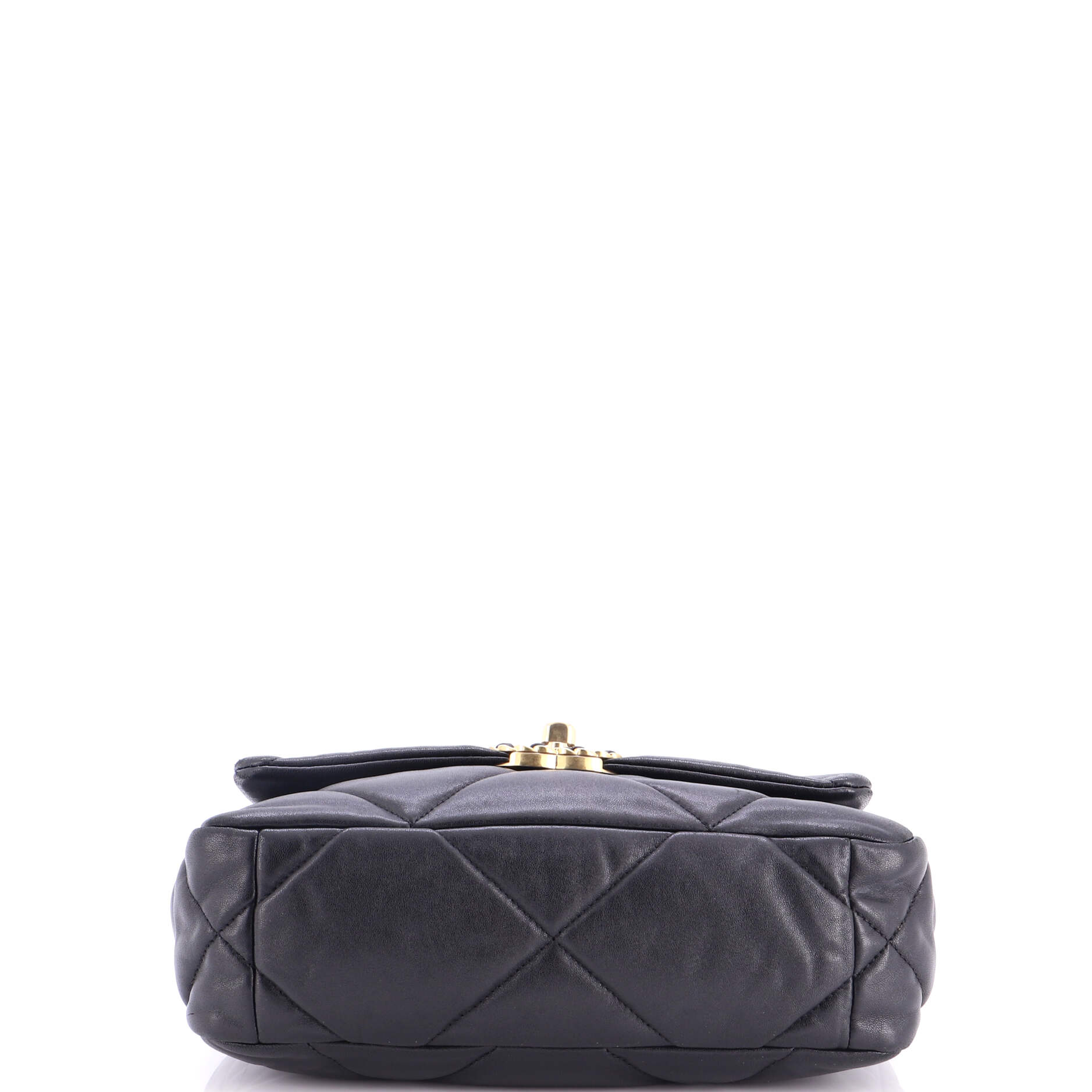 19 Flap Bag Quilted Leather Medium - Image 5