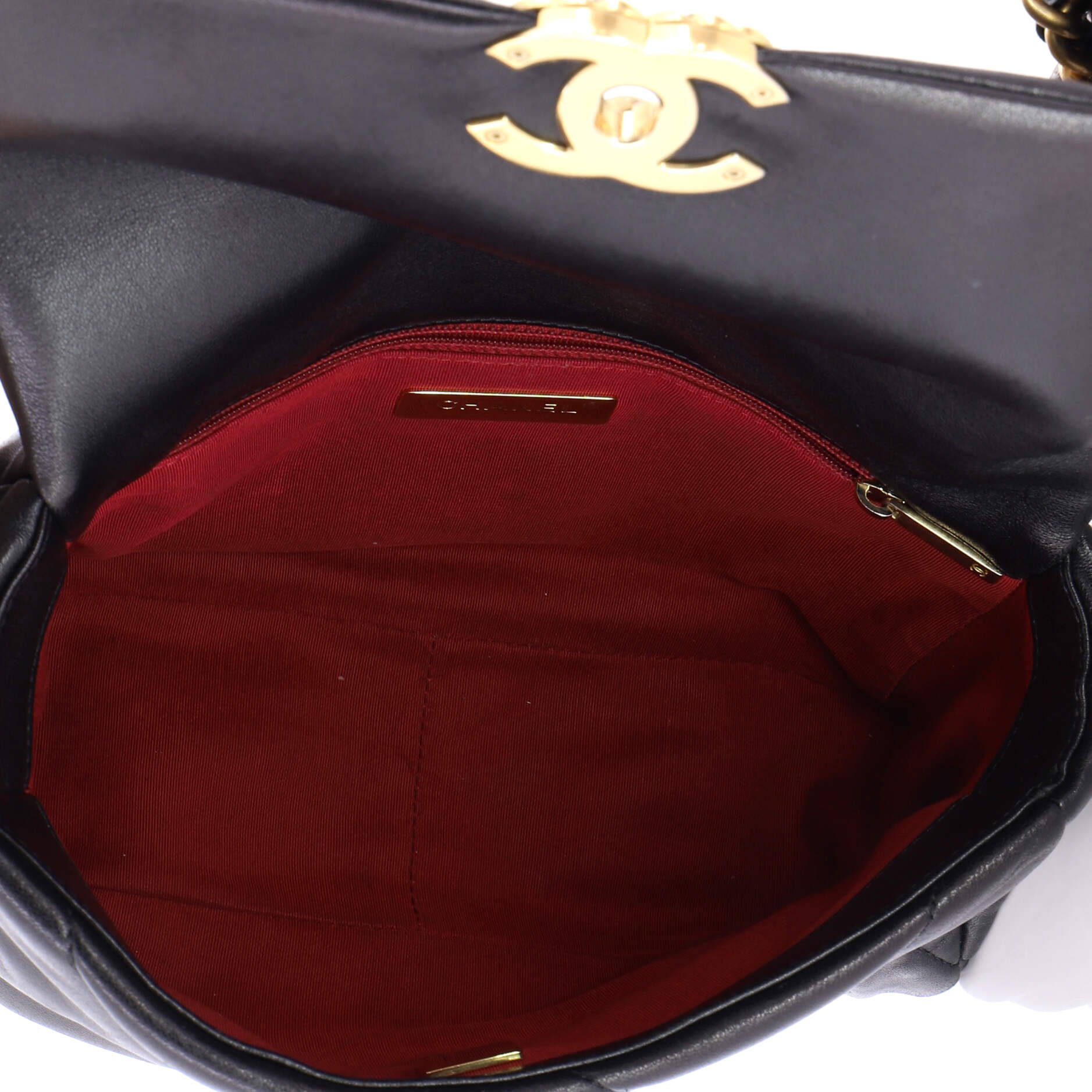 19 Flap Bag Quilted Leather Medium - Image 6