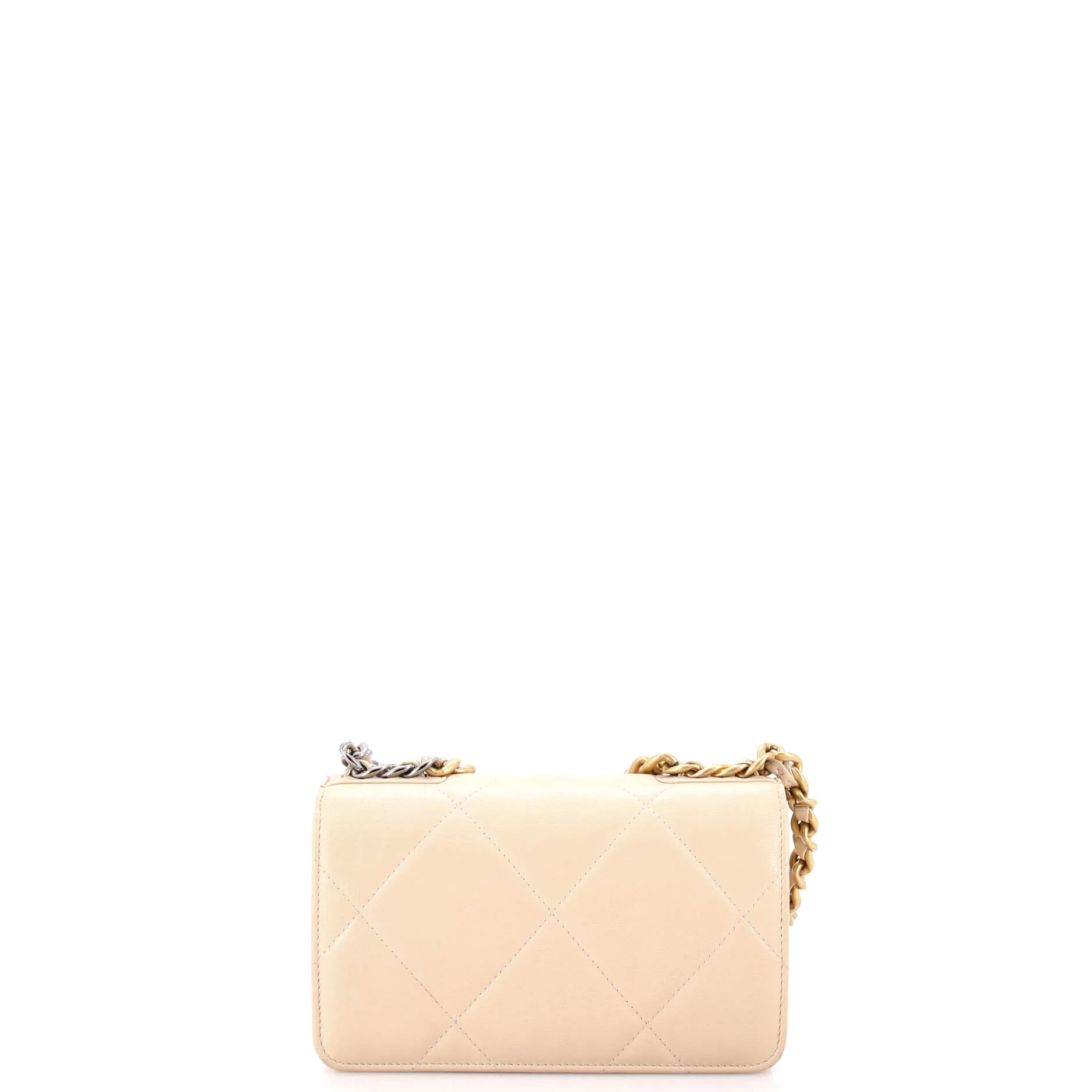 19 Wallet on Chain Quilted Lambskin - Image 3