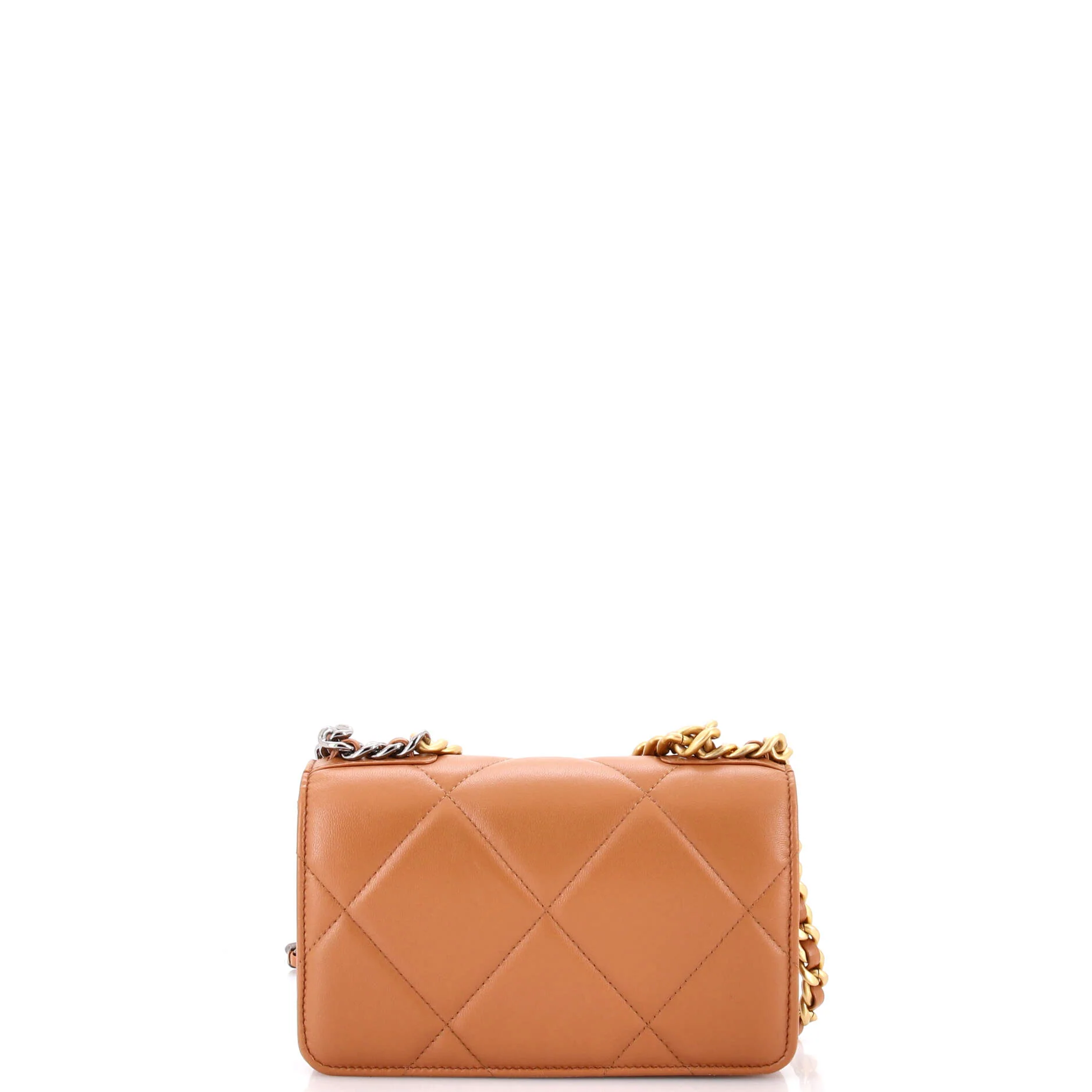 19 Wallet on Chain Quilted Lambskin - Image 3