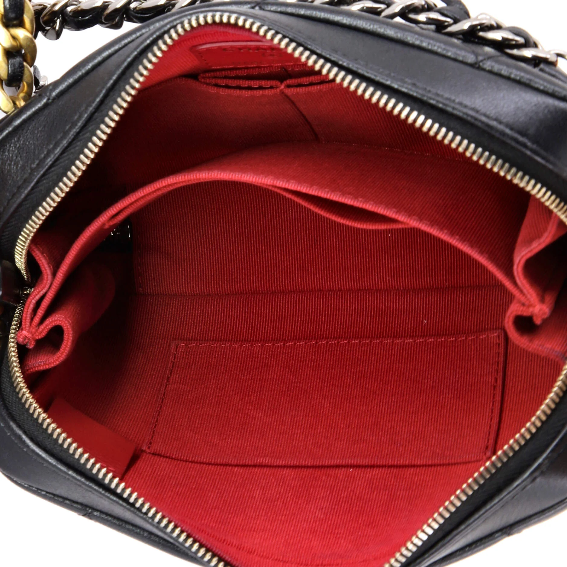 19 Zipped Phone Holder Crossbody Bag Quilted Lambskin - Image 5