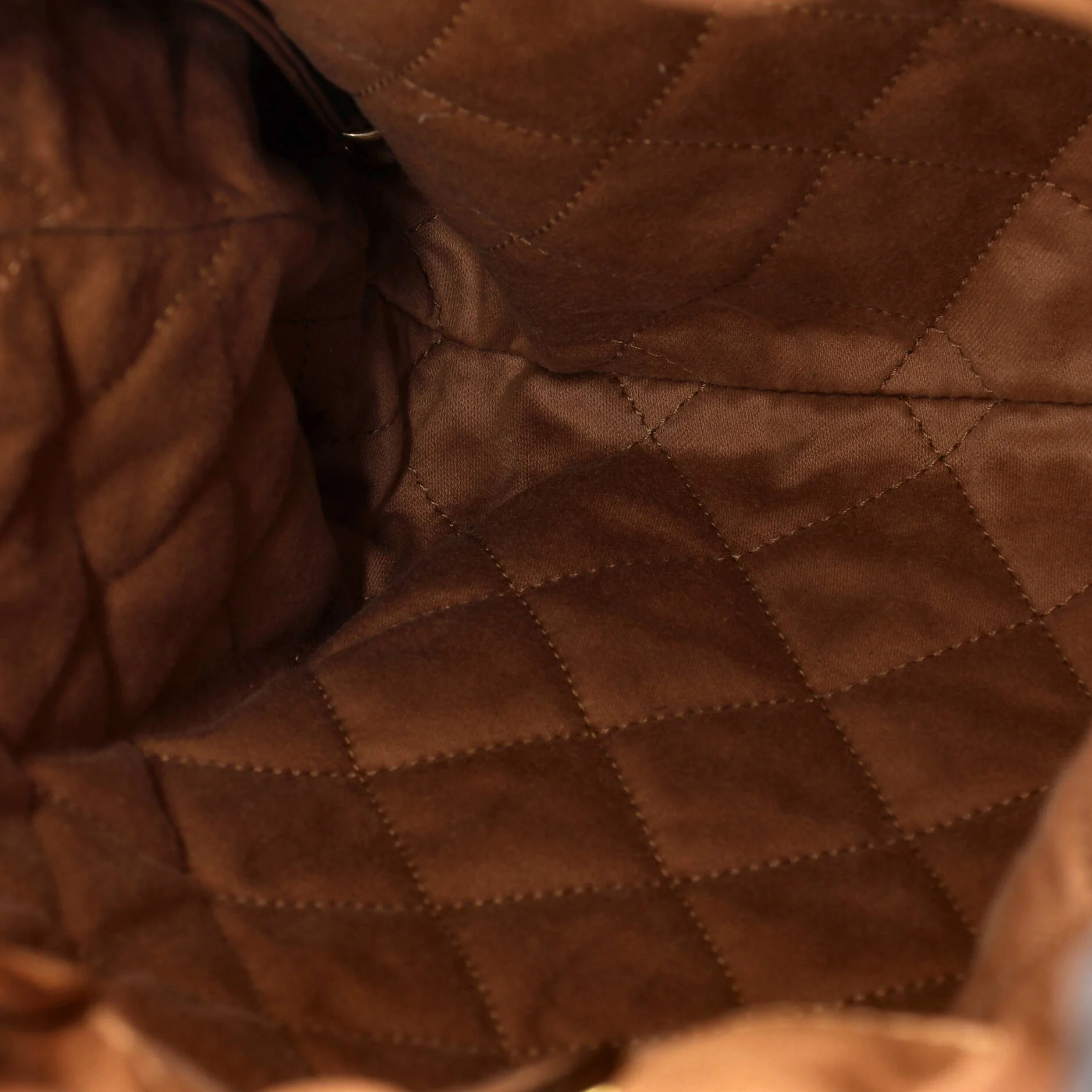 22 Chain Backpack Quilted Calfskin Medium - Image 5