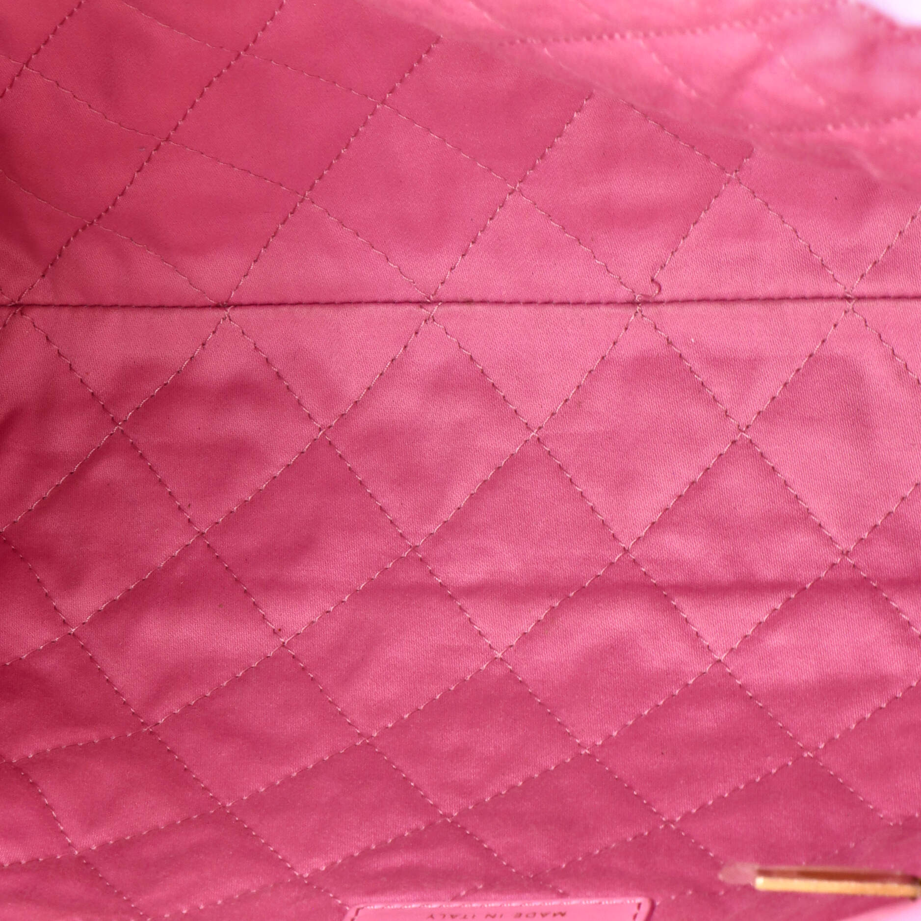 22 Chain Hobo Quilted Calfskin Small - Image 6
