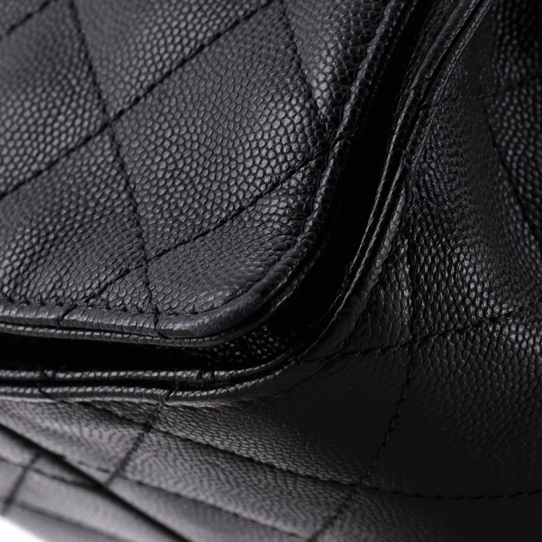 25 Hobo Bag Quilted Caviar Small - Image 7