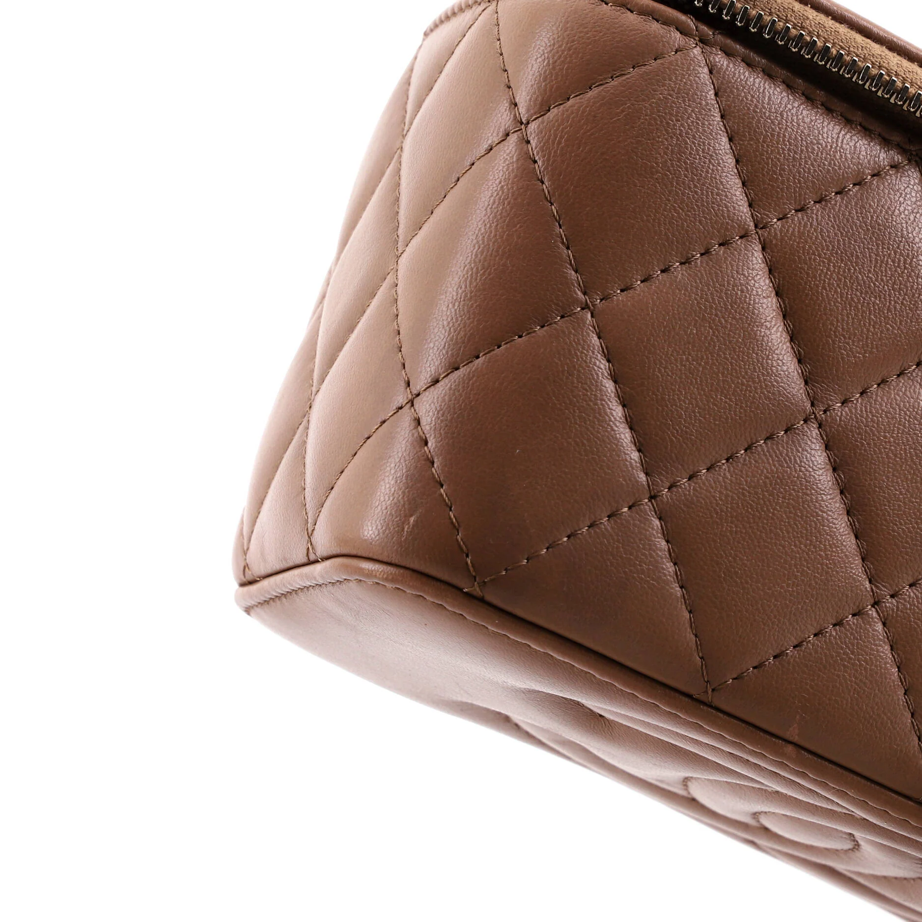 All Slide Long Vanity Case with Chain Quilted Lambskin Small - Image 7