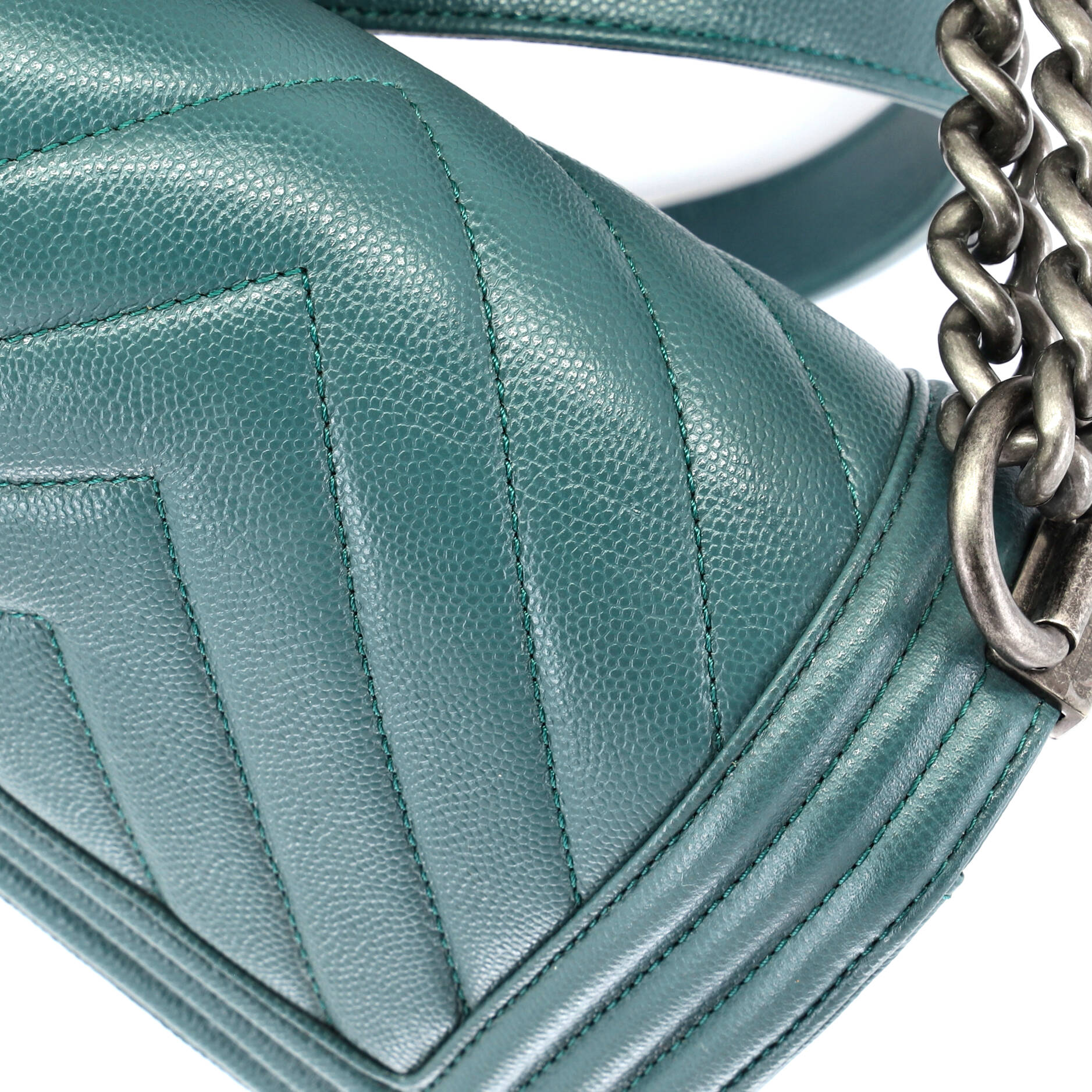 Boy Flap Bag Chevron Caviar Small - Image 7