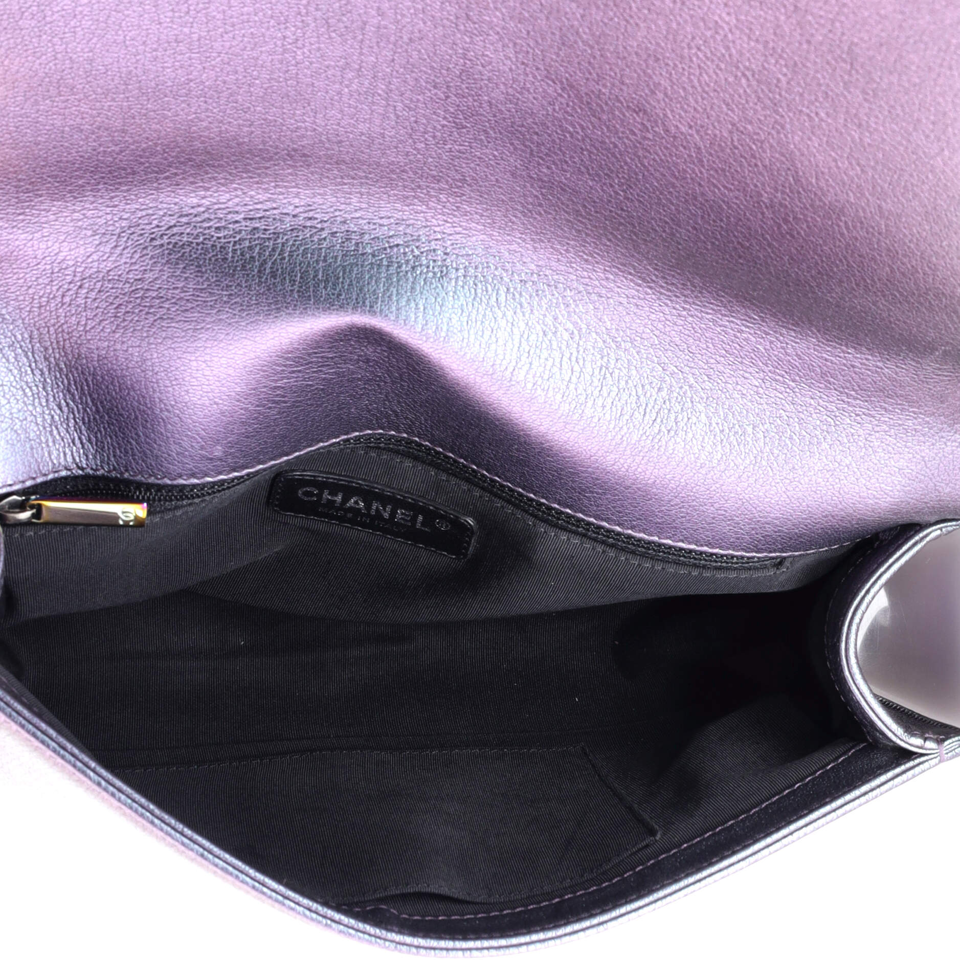Boy Flap Bag Quilted Iridescent Goatskin New Medium - Image 5