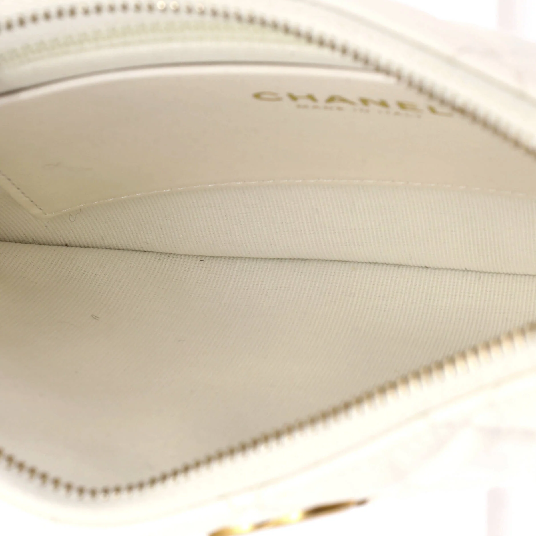 CC Chain Around Hobo Quilted Lambskin - Image 5