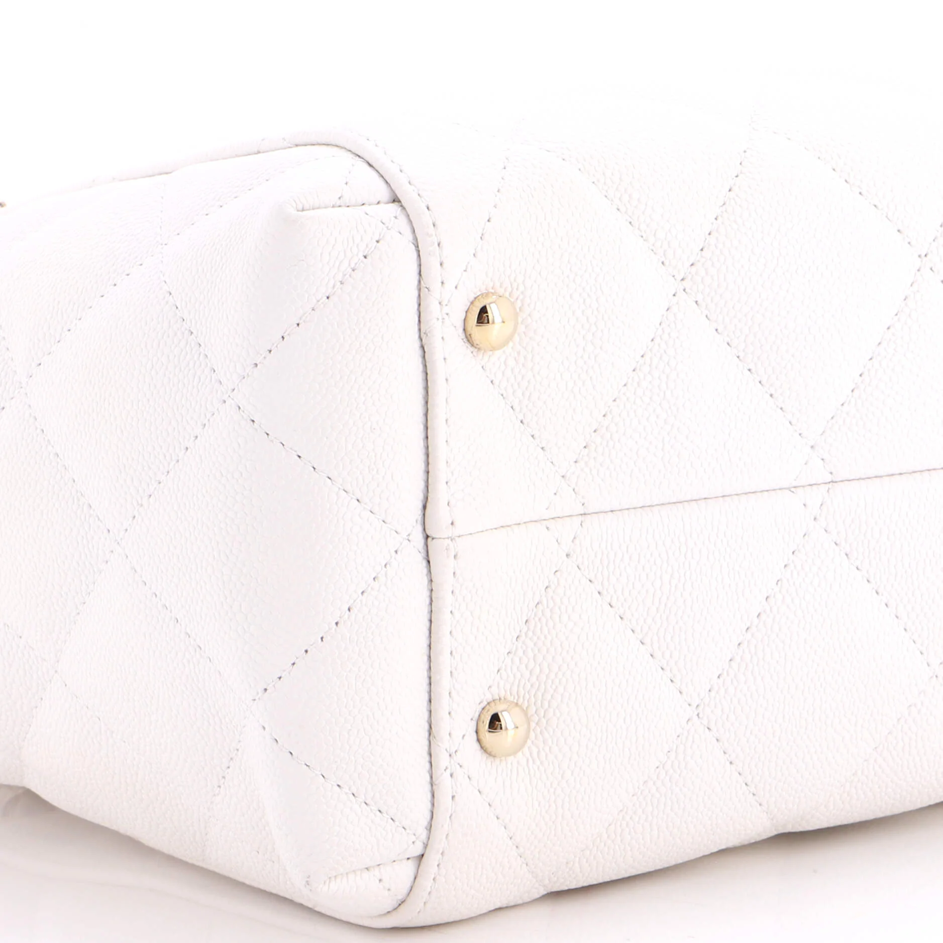 CC Daily Shopper Chain Tote Quilted Caviar Small - Image 6