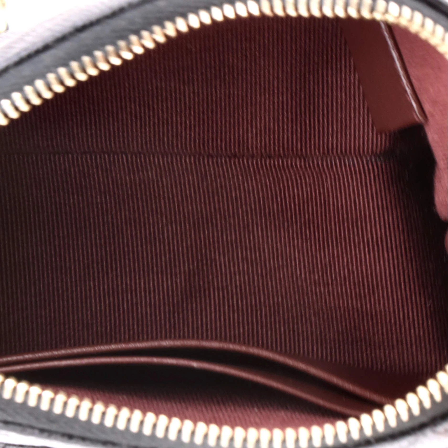 CC Dome Zip Clutch with Chain Quilted Caviar Mini - Image 5