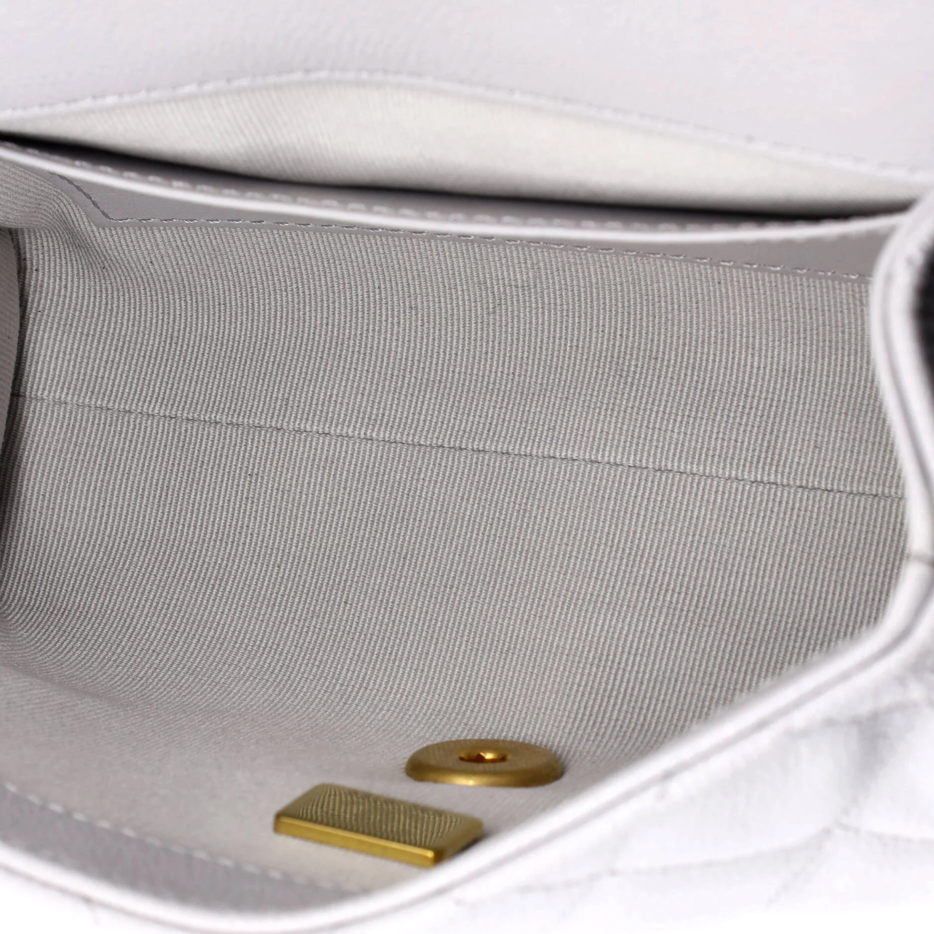 CC Double Chain Handle Flap Bag Quilted Caviar Mini - Image 5