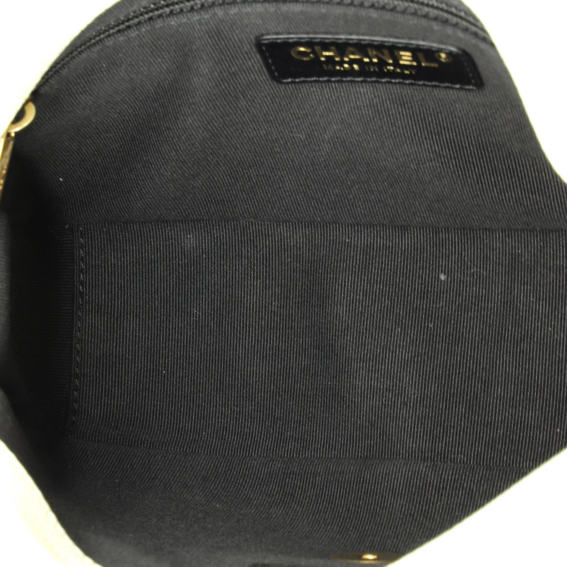 Chain Soul Flap Bag Quilted Caviar Small - Image 5
