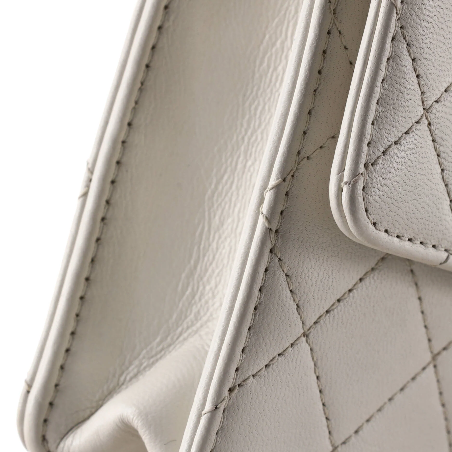 Chic Pearls Flap Bag Quilted Goatskin with Acrylic Beads Small - Image 6