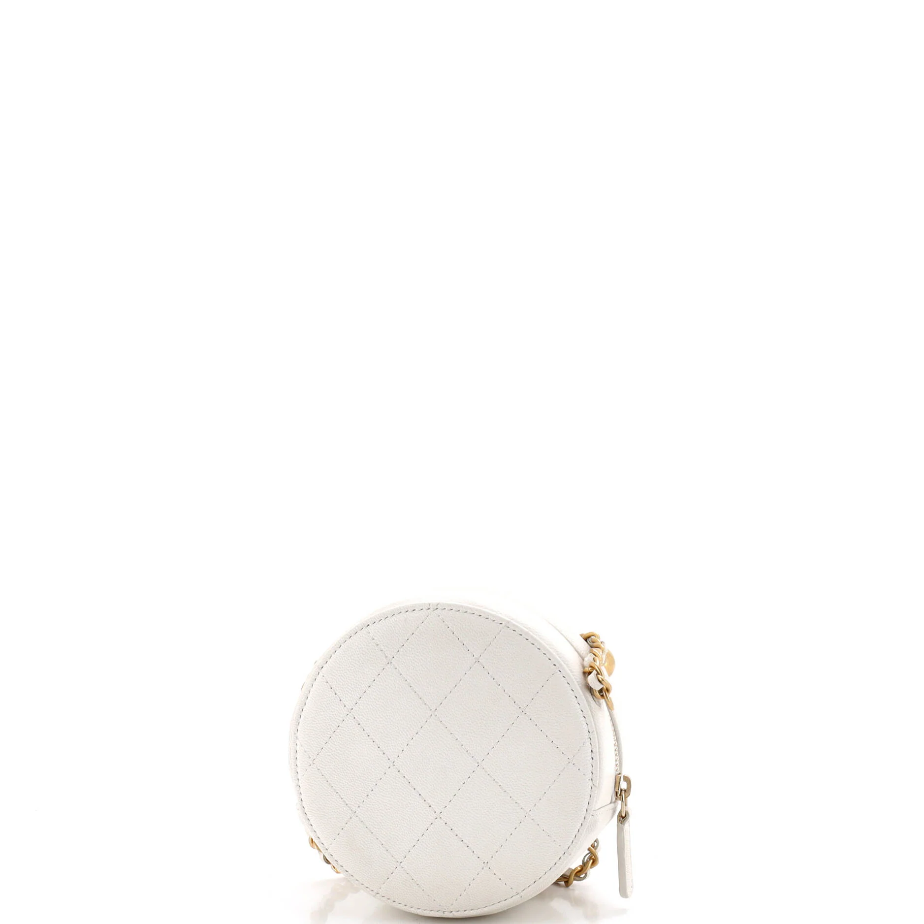 Chic Pearls Round Clutch with Chain Quilted Lambskin - Image 3