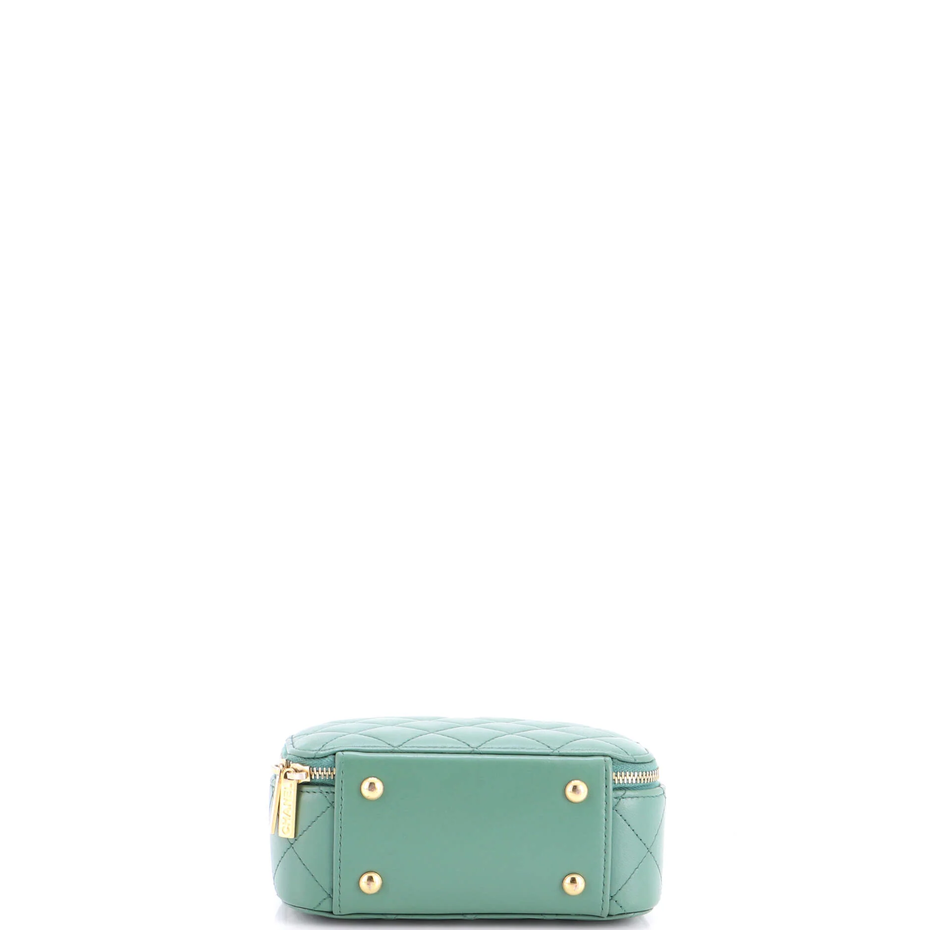 Chic Riviera Vanity Case with Chain Quilted Lambskin - Image 4