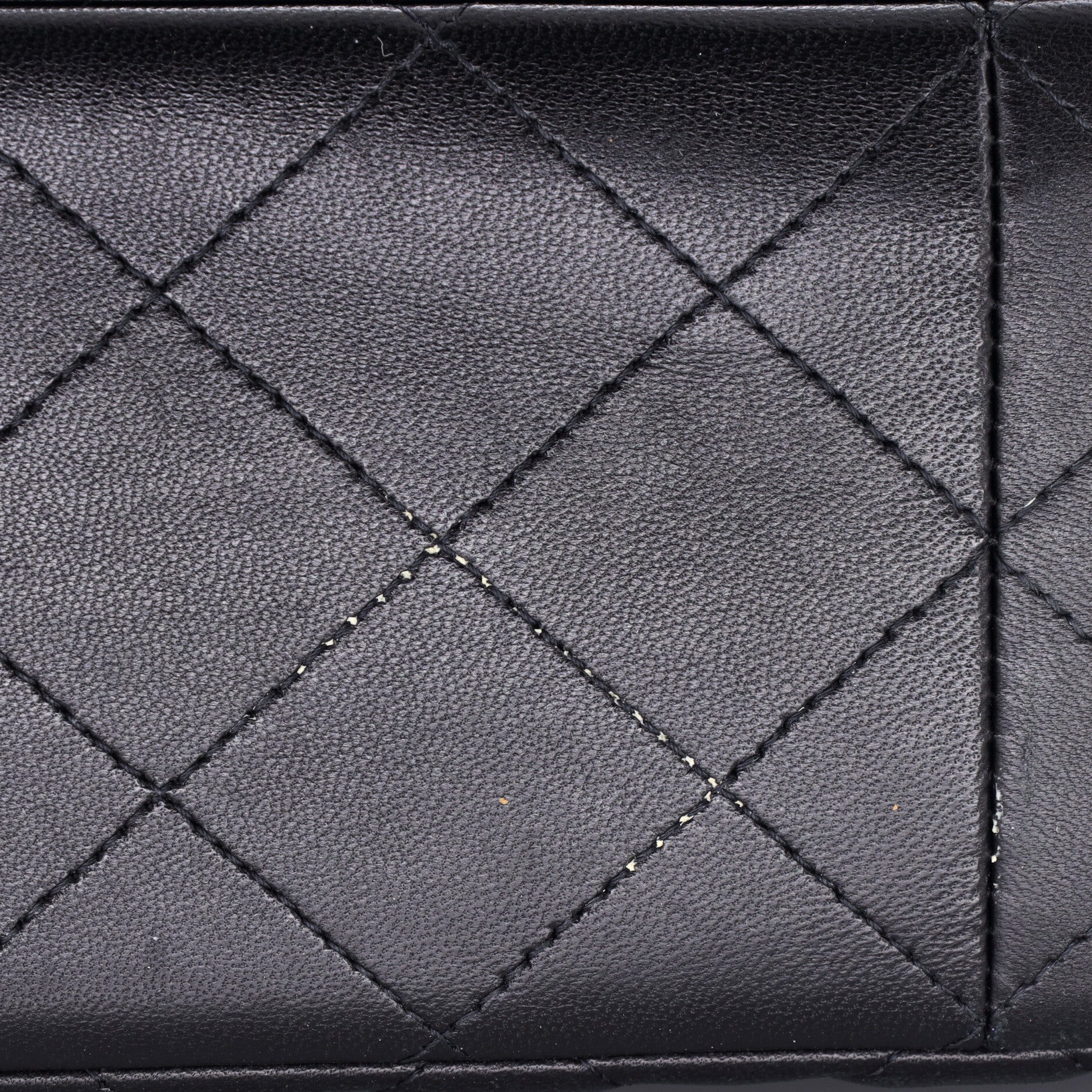 Classic Double Flap Bag Quilted Lambskin Jumbo - Image 6