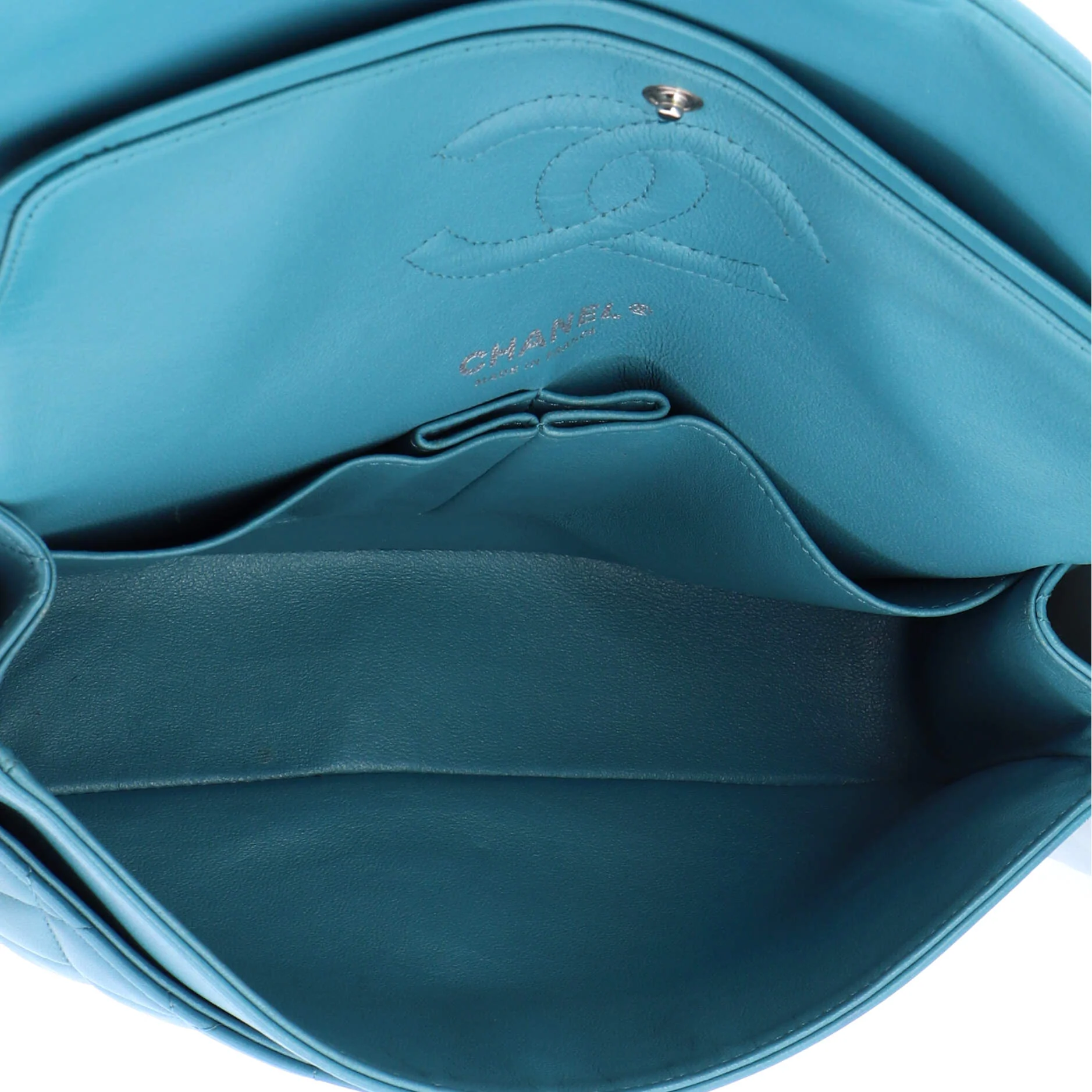 Classic Double Flap Bag Quilted Lambskin Medium - Image 5
