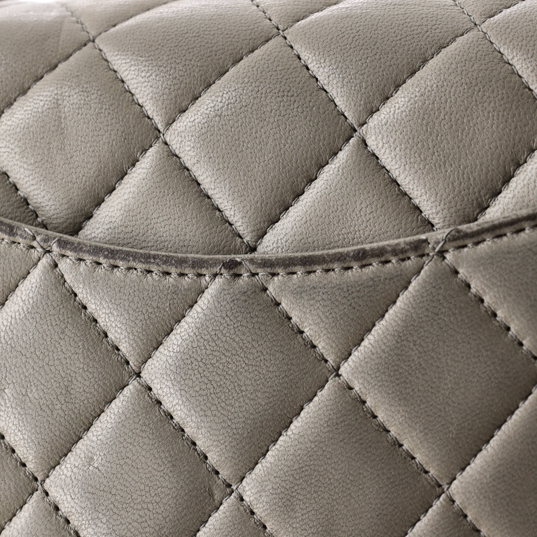 Classic Single Flap Bag Quilted Lambskin Mini - Image 6