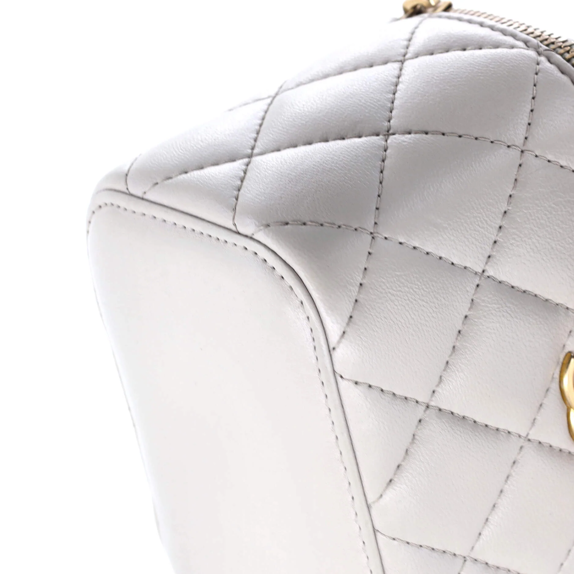 Classic Top Handle Vanity Case with Chain Quilted Lambskin Mini - Image 6