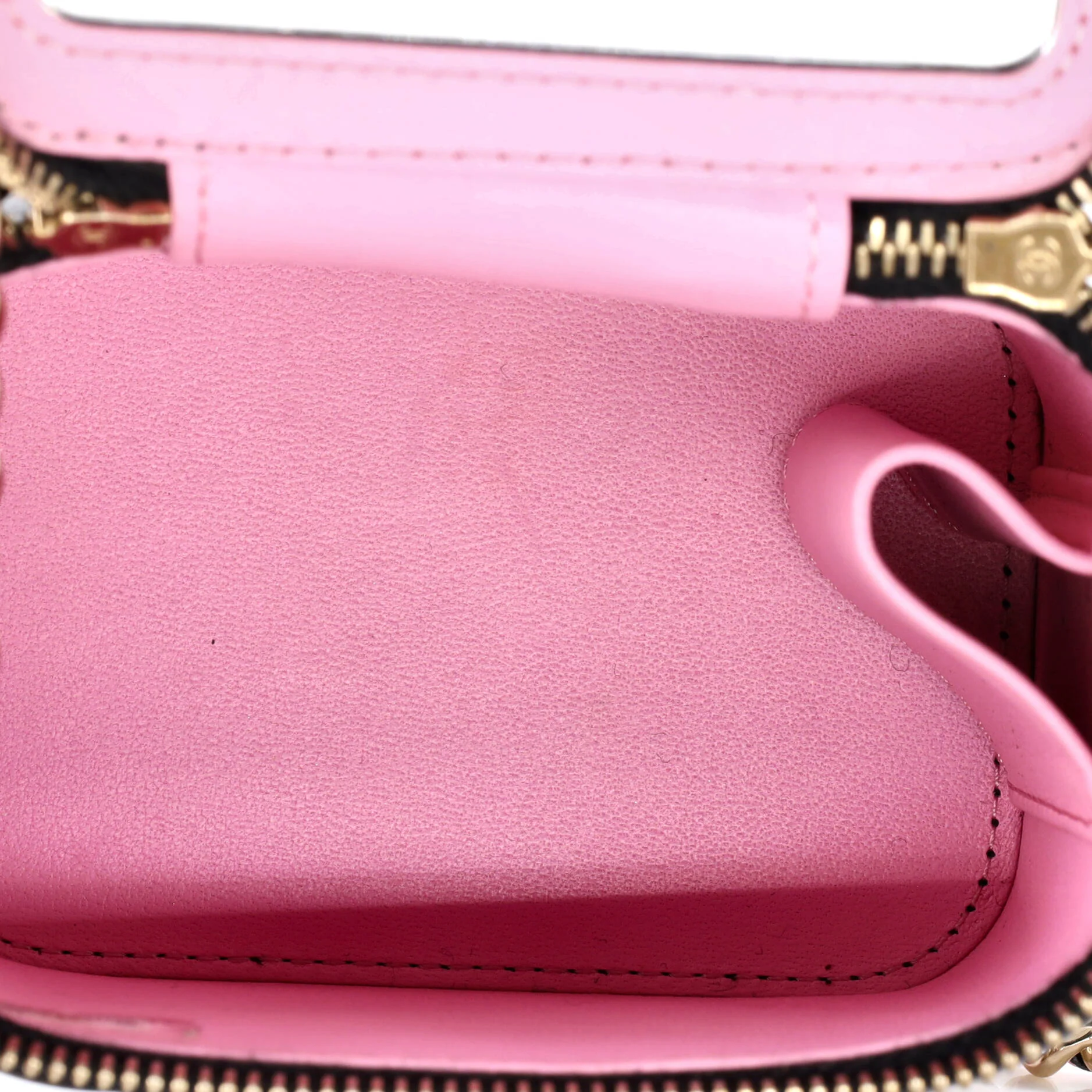 Classic Top Handle Vanity Case with Chain Quilted Lambskin Mini - Image 5