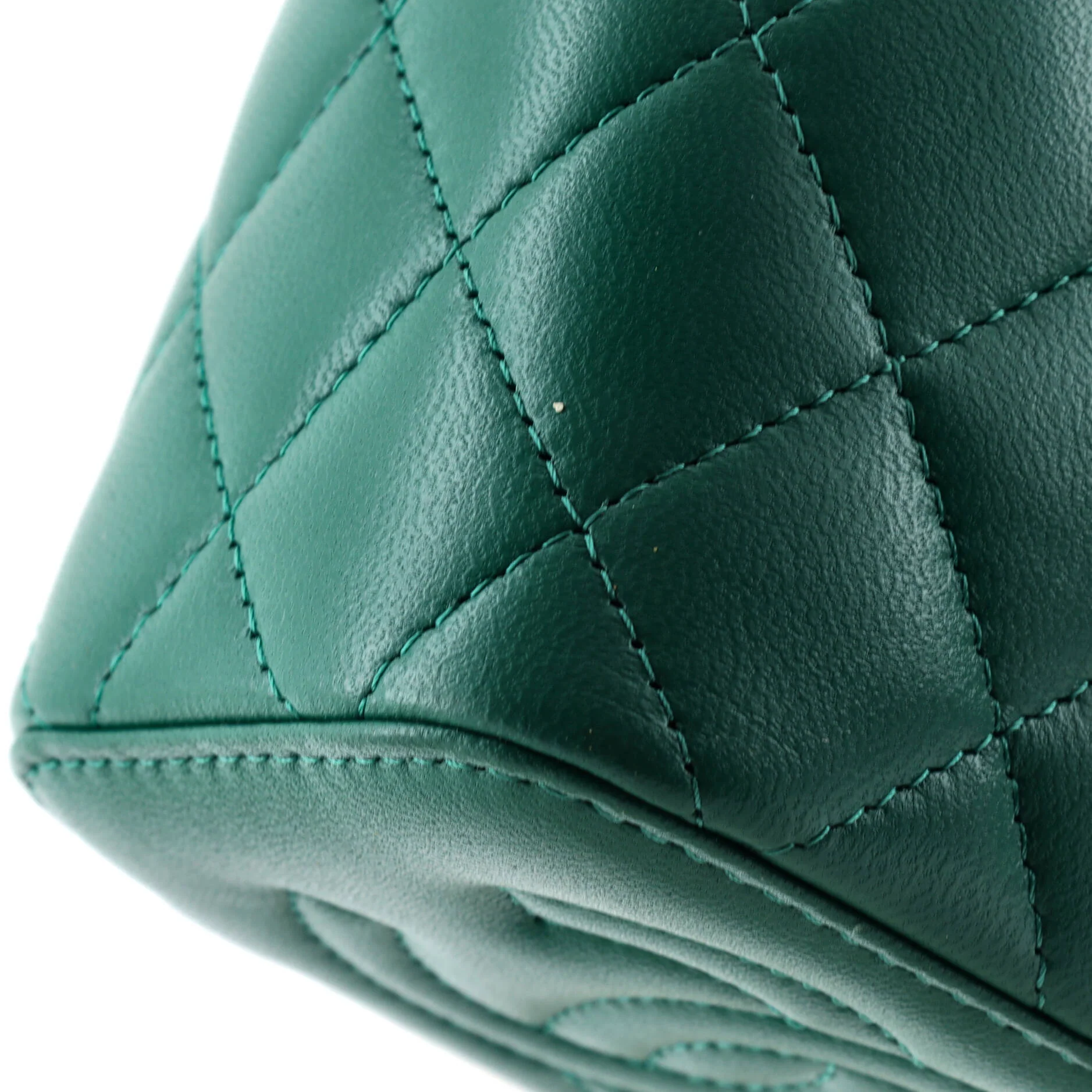 Classic Top Handle Vanity Case with Chain Quilted Lambskin Mini - Image 6