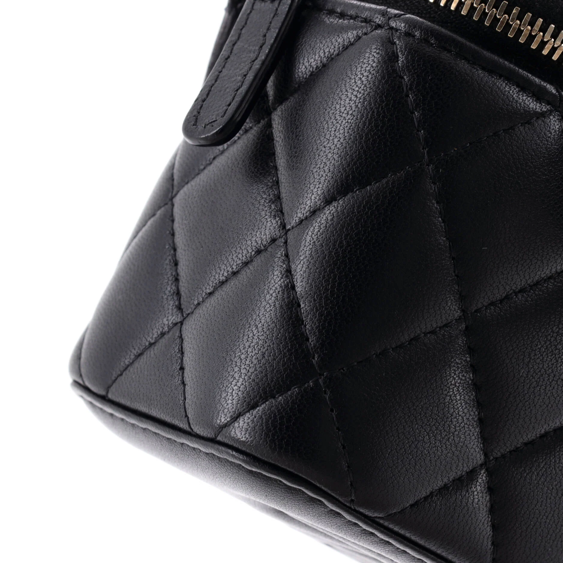 Classic Top Handle Vanity Case with Chain Quilted Lambskin Mini - Image 6