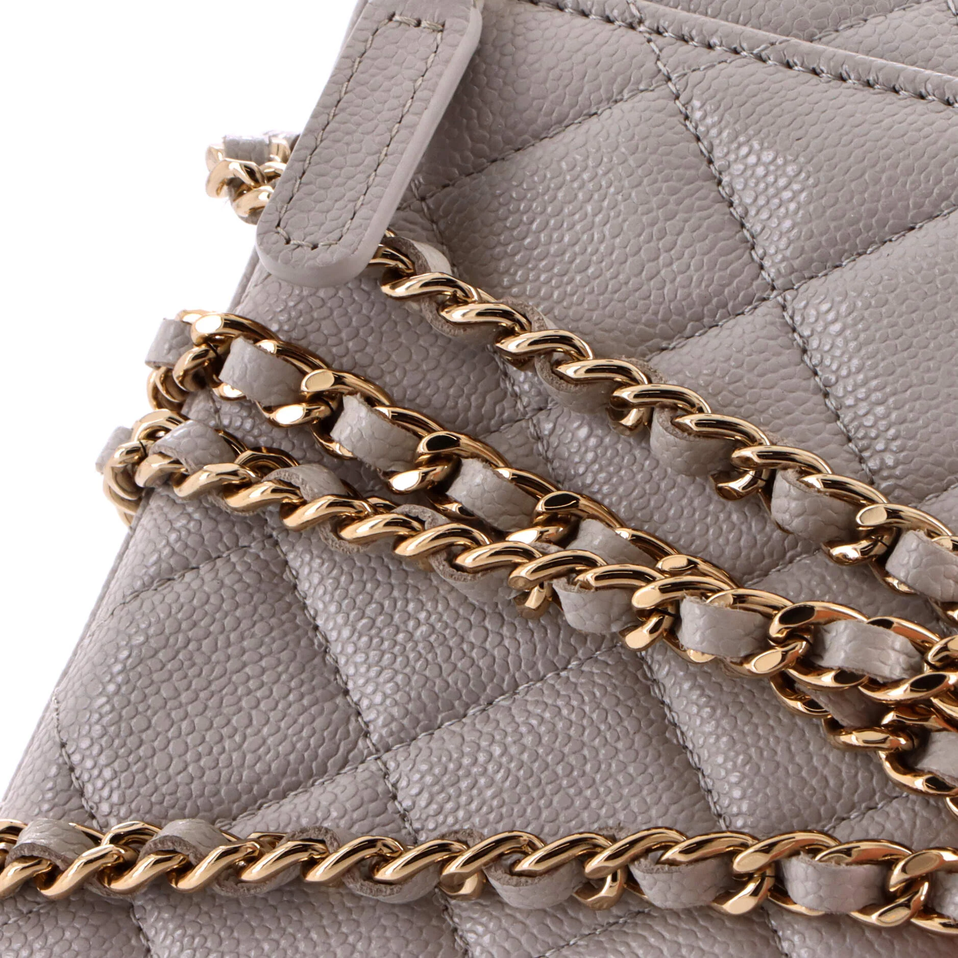 Classic Vanity Case with Chain Quilted Caviar Small - Image 6