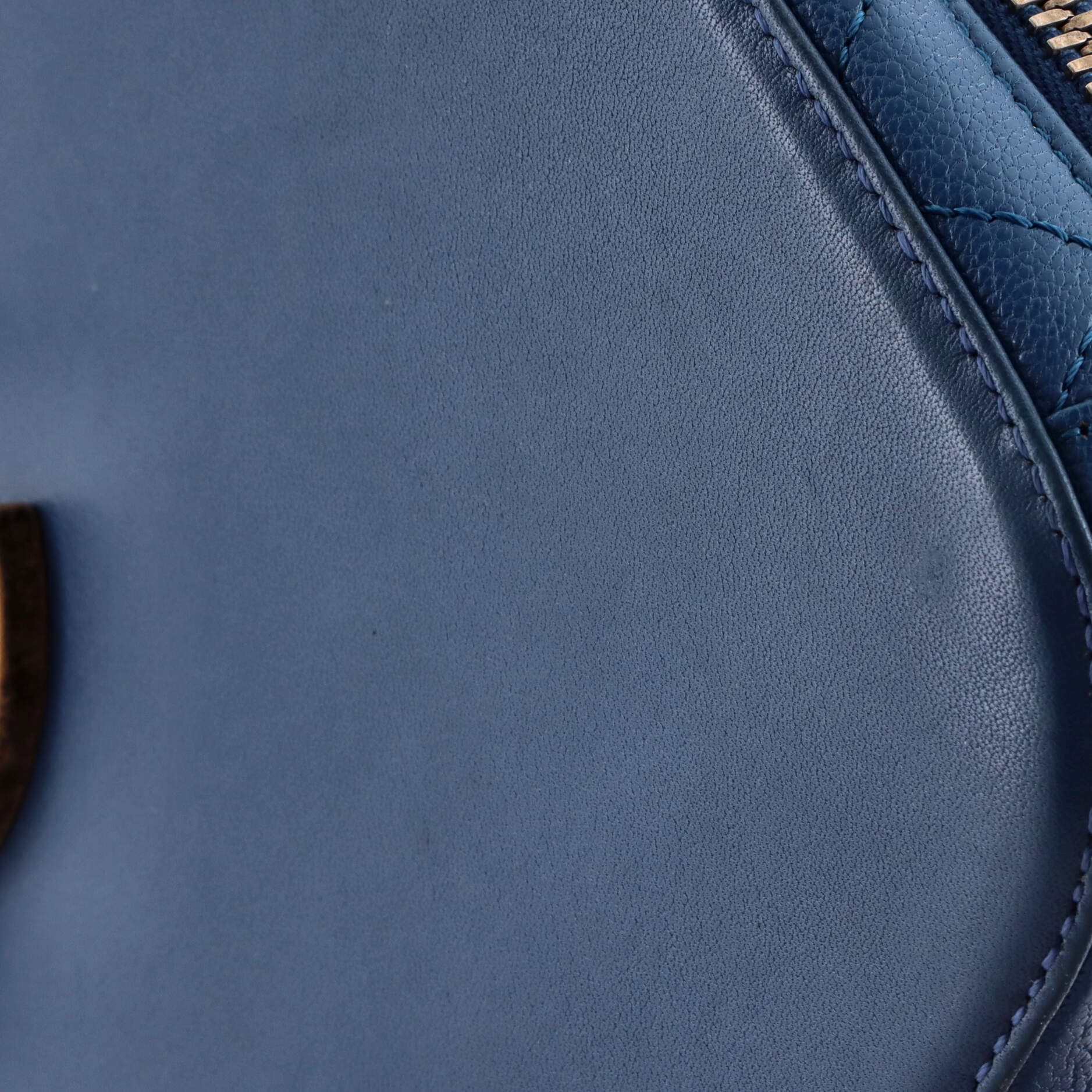 Coco Curve Vanity Case Calfskin and Quilted Goatskin Medium - Image 7