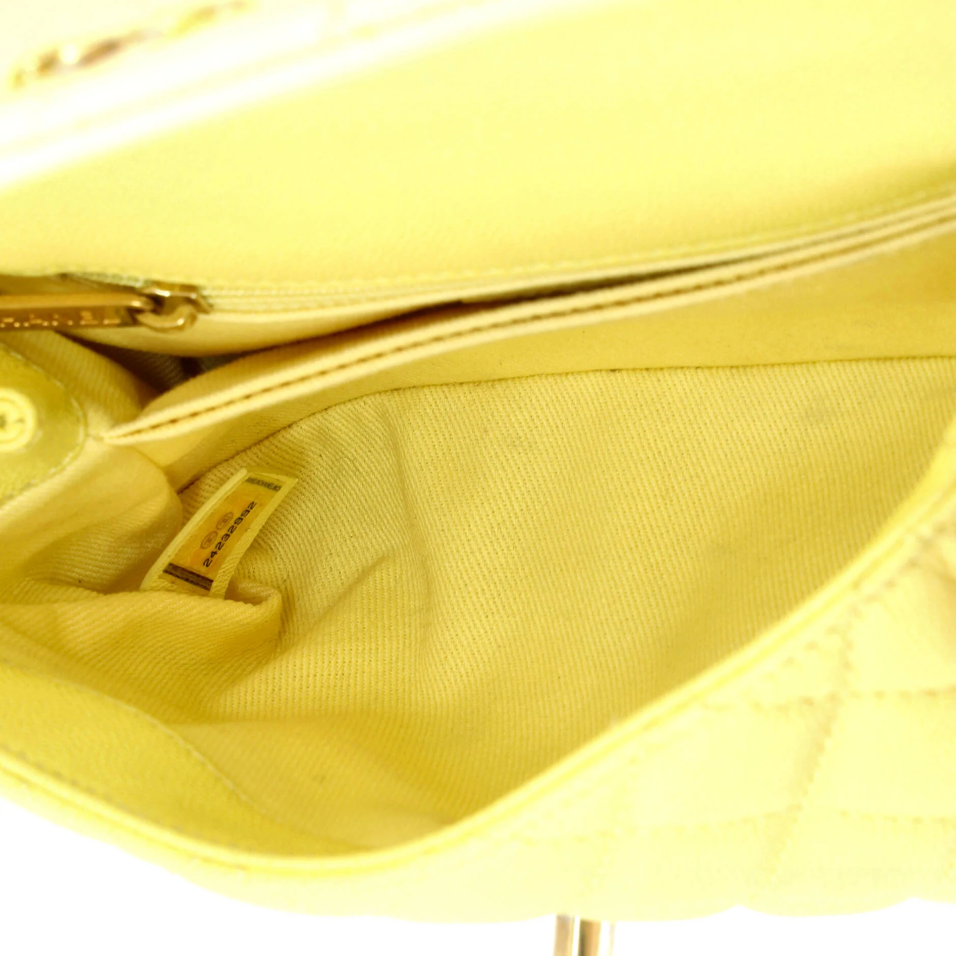 Coco Top Handle Bag Quilted Caviar Mini - Image 5