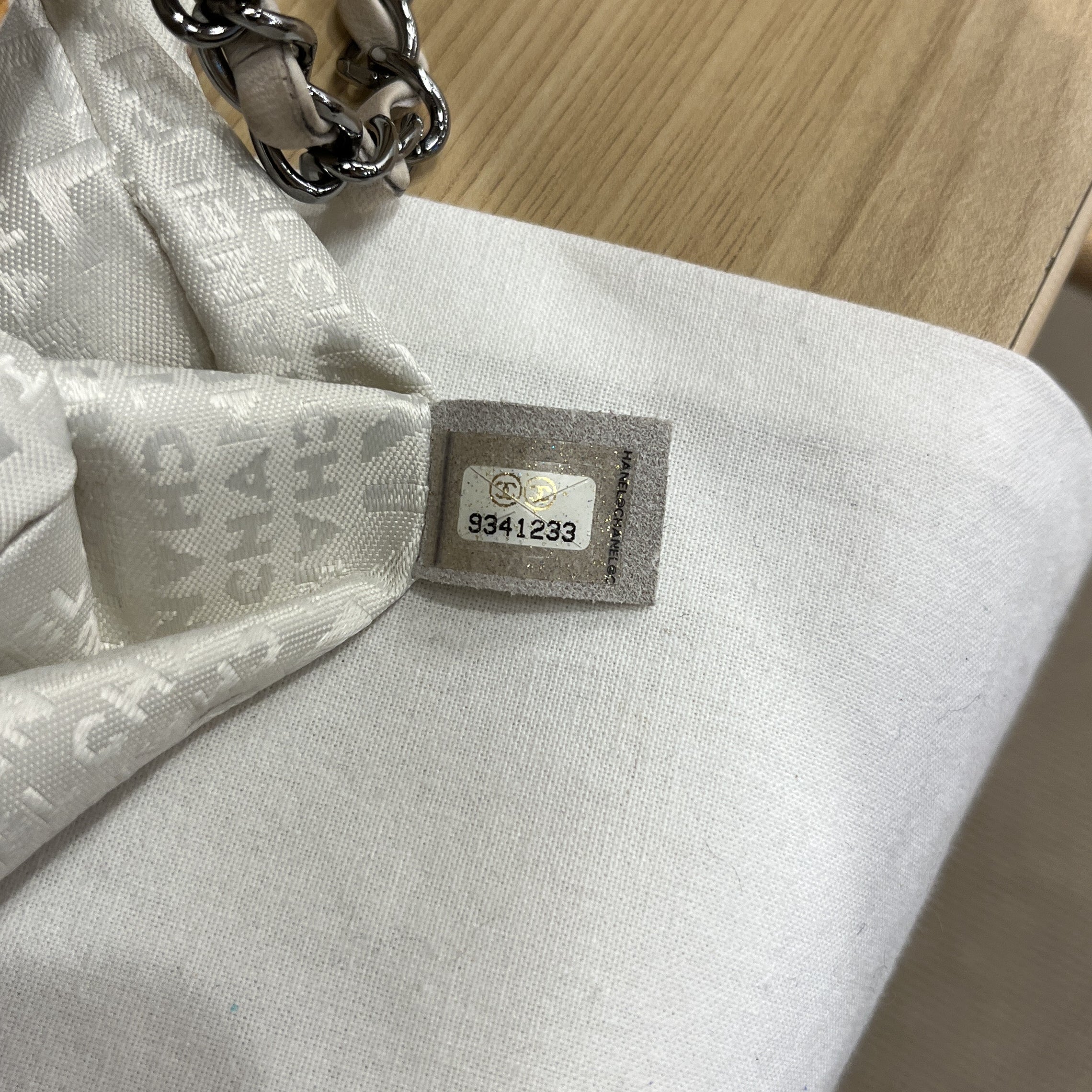 Fantasy Flap Bag Tweed Medium - Image 7