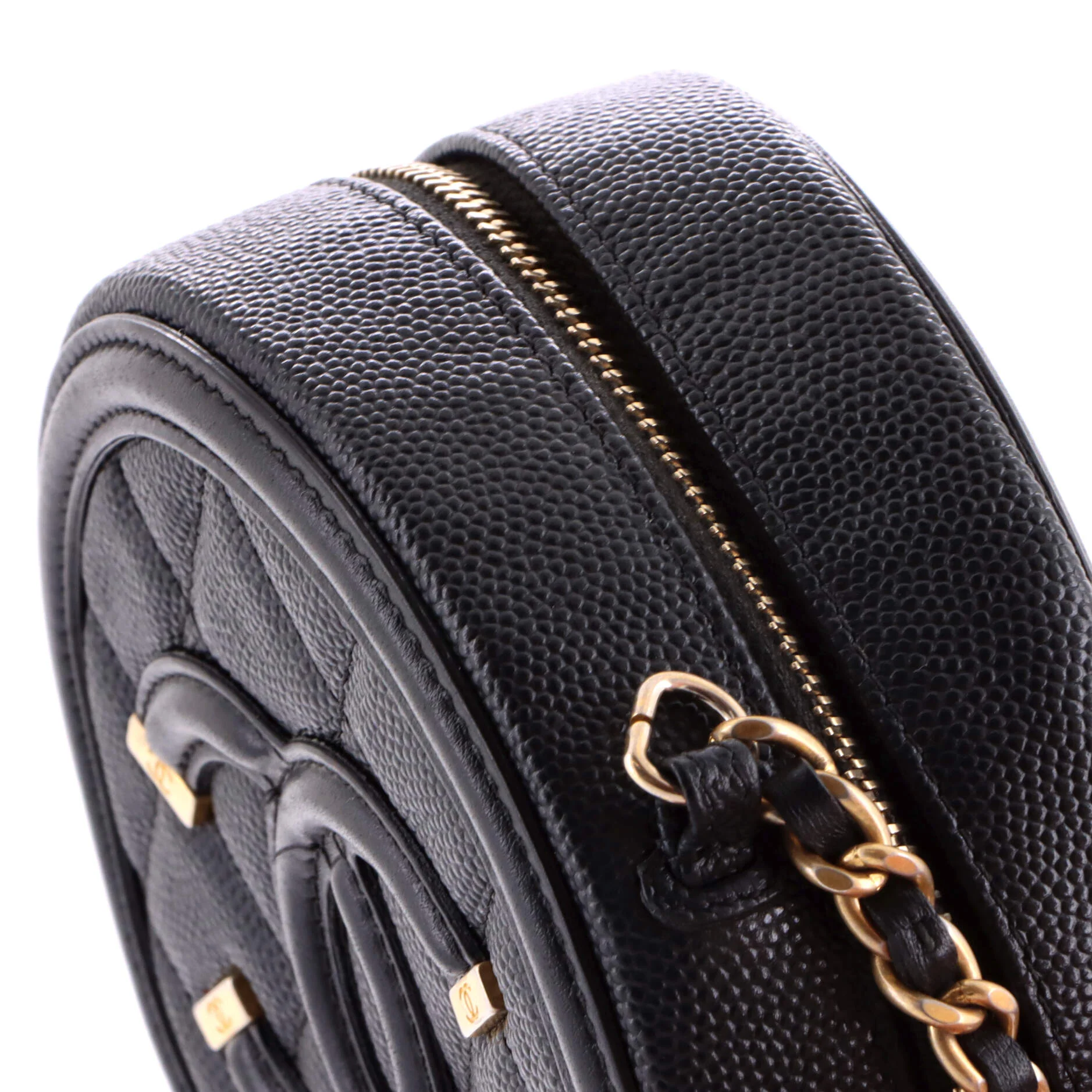 Filigree Round Clutch with Chain Quilted Caviar Mini - Image 6
