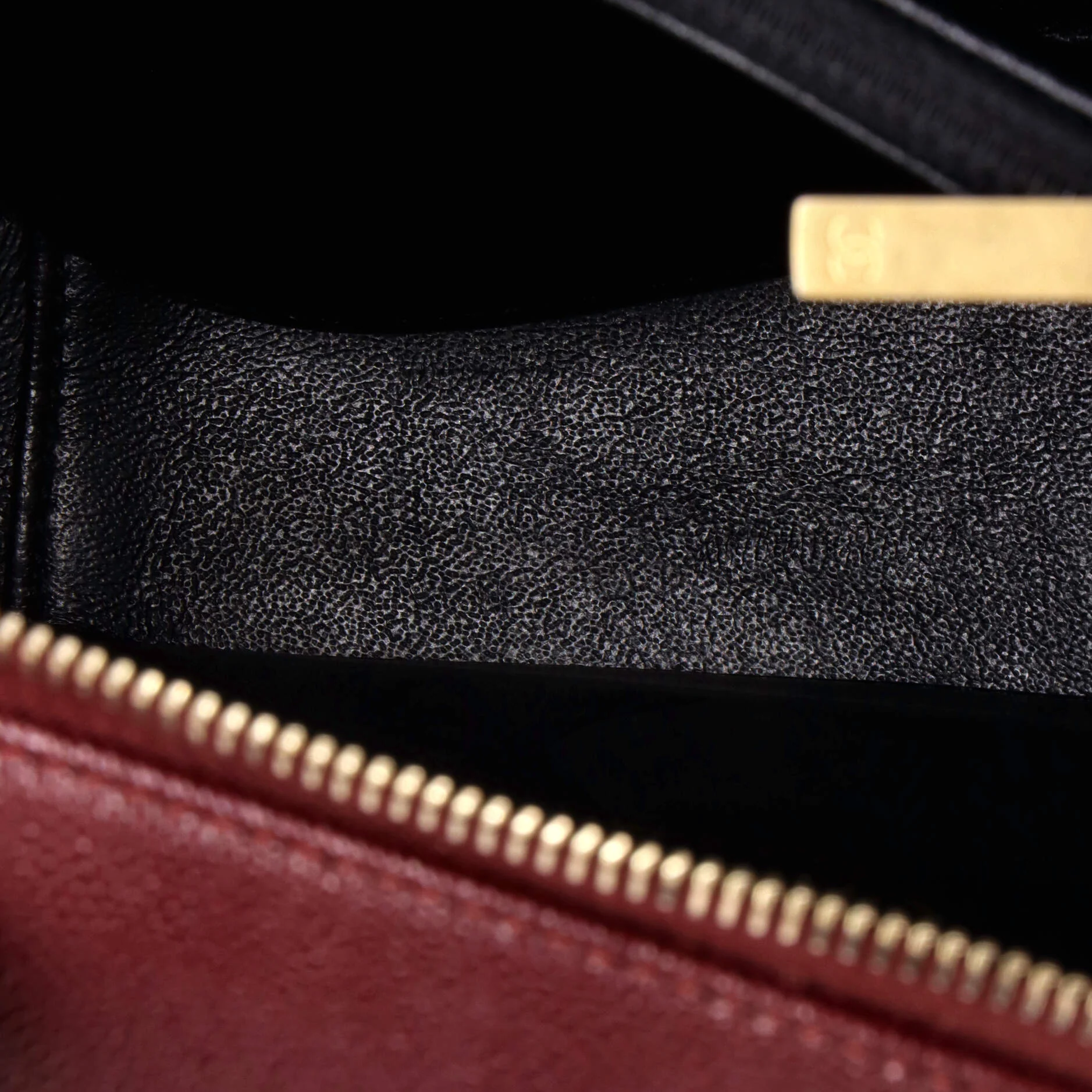 Filigree Vanity Case Quilted Caviar Medium - Image 5