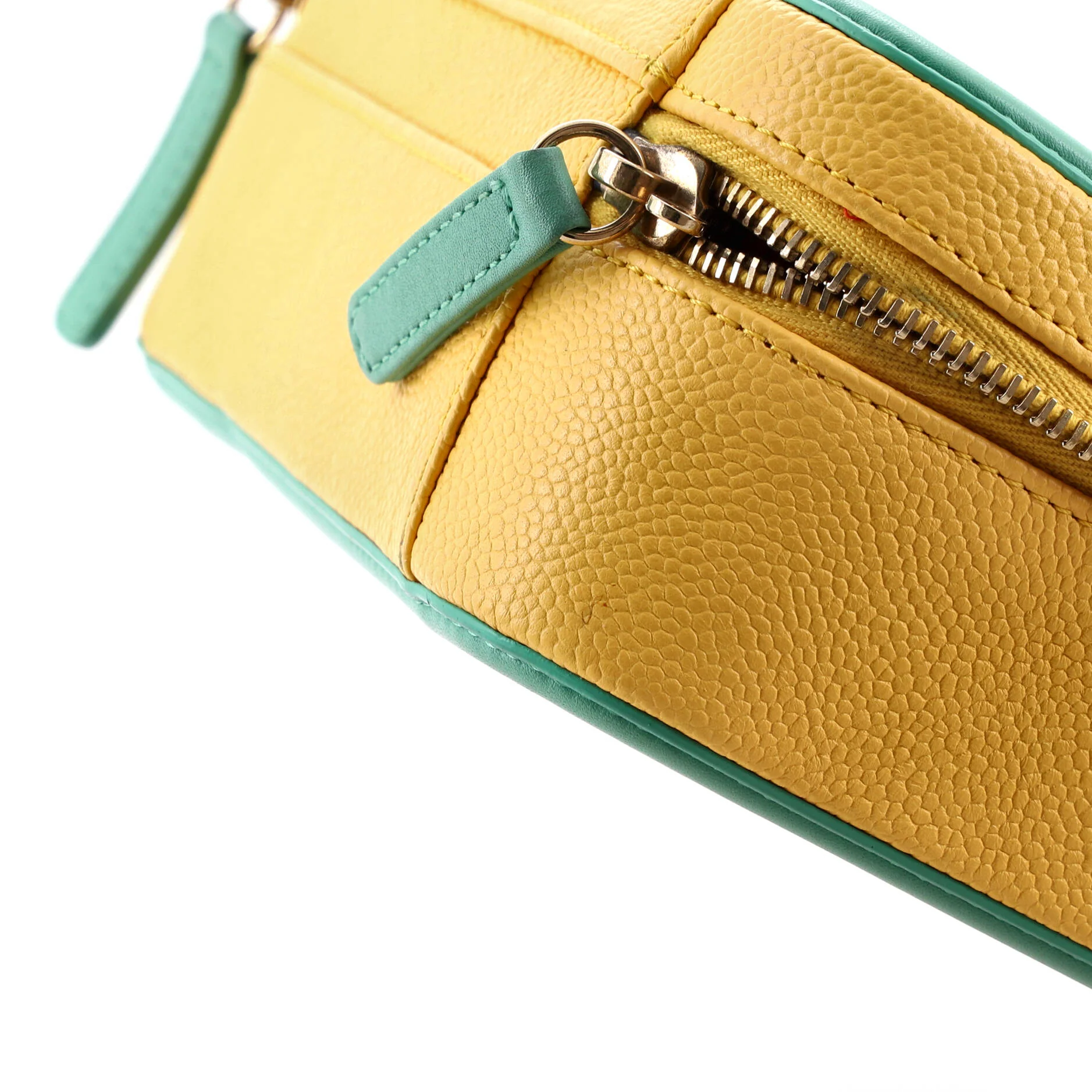 Filigree Vanity Case Quilted Caviar Medium - Image 6