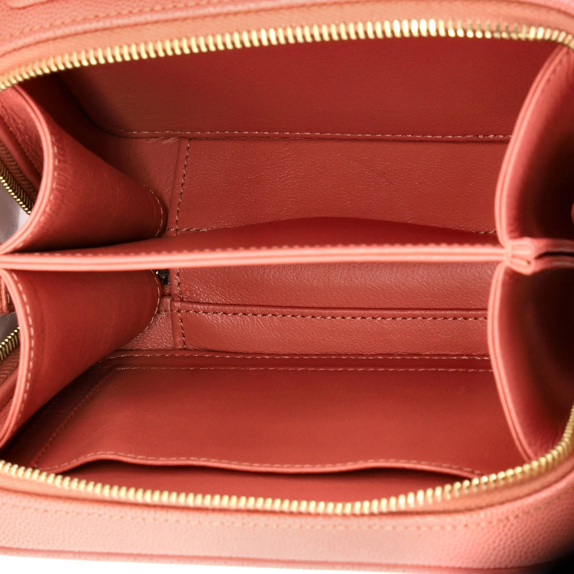 Filigree Vanity Case Quilted Caviar Small - Image 5