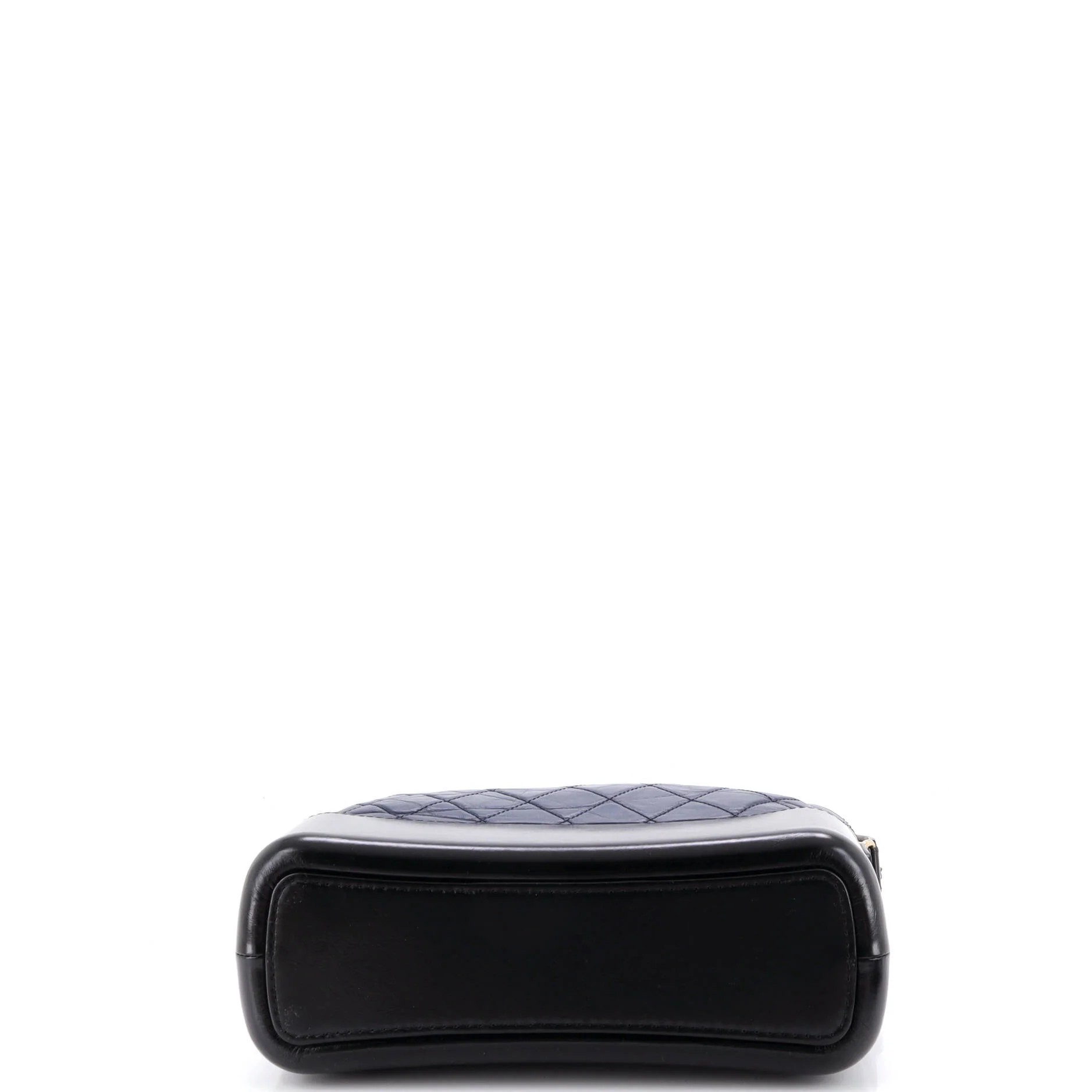 Gabrielle Hobo Quilted Aged Calfskin Medium - Image 5