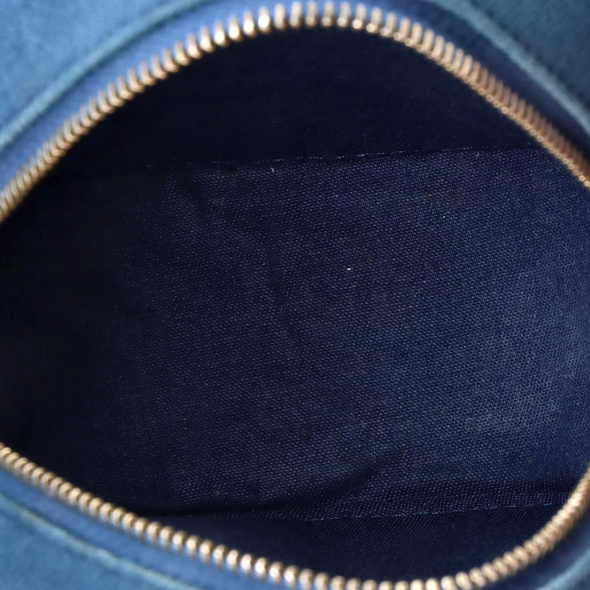 Pearl Crush Round Clutch with Chain Quilted Denim - Image 5