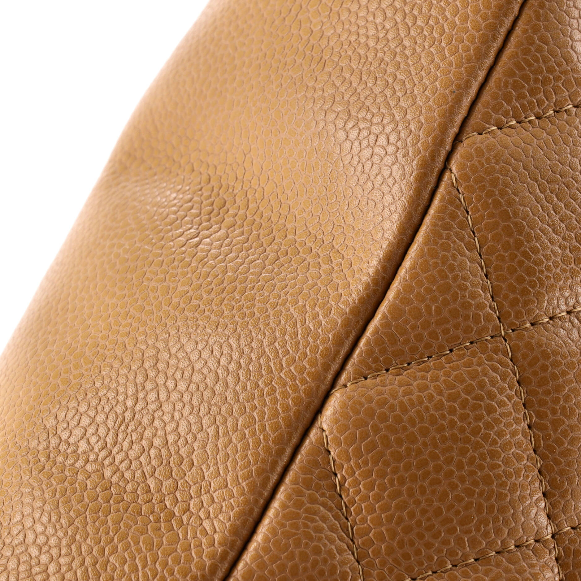 Petite Shopping Tote Quilted Caviar - Image 7